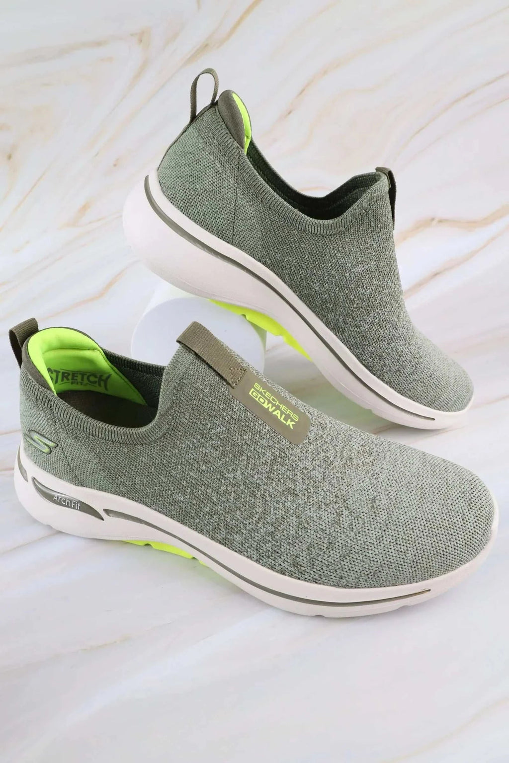 سكيتشرز رجالي جو ووك آرتش فيت 216256