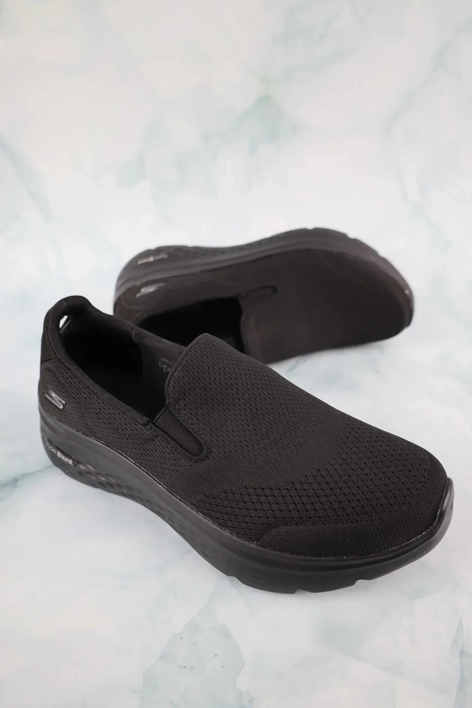 سكيتشرز رجالي جو ووك هايبر بيرست 216188