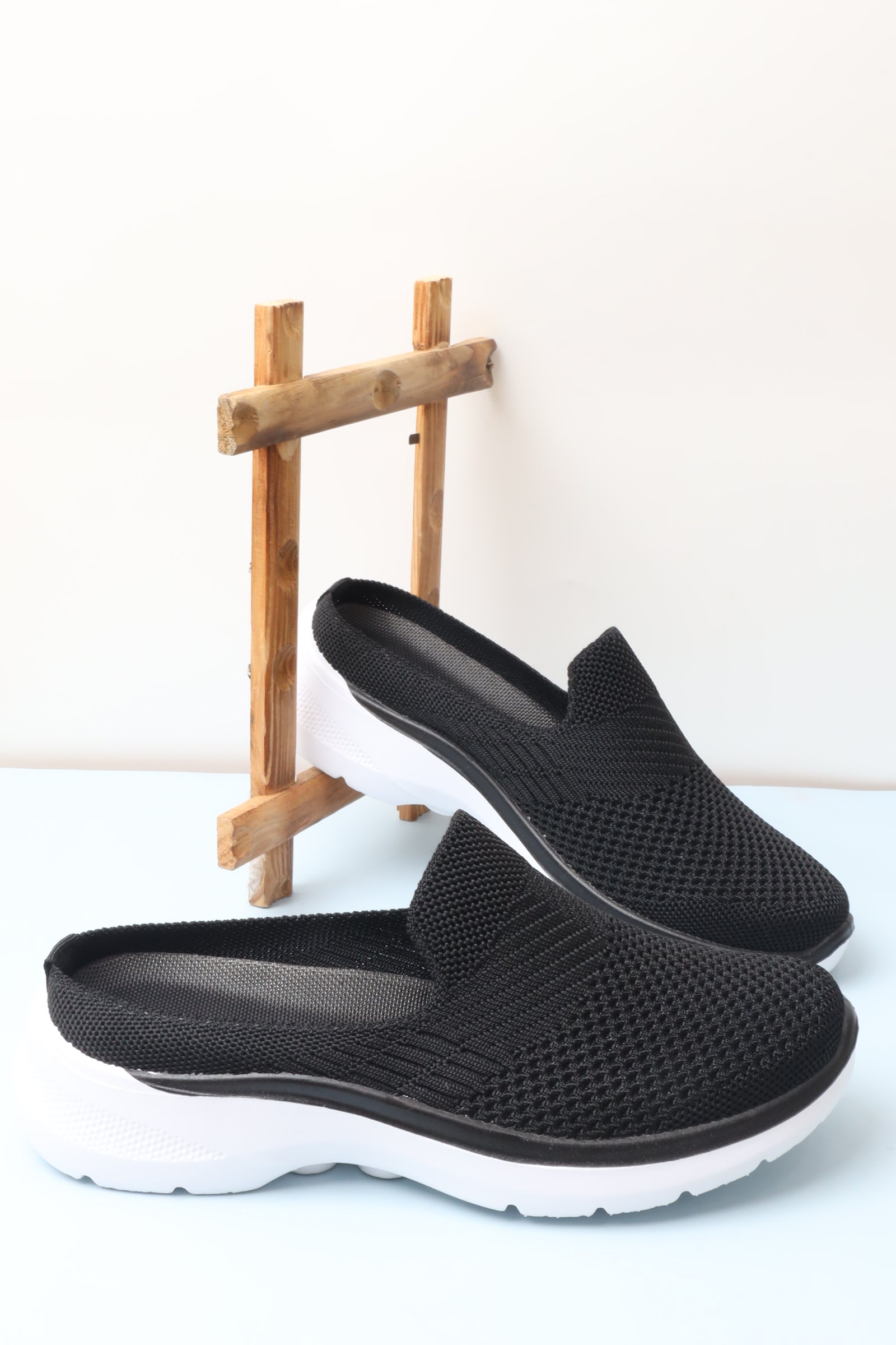 حذاء رياضي نسائي 39-504