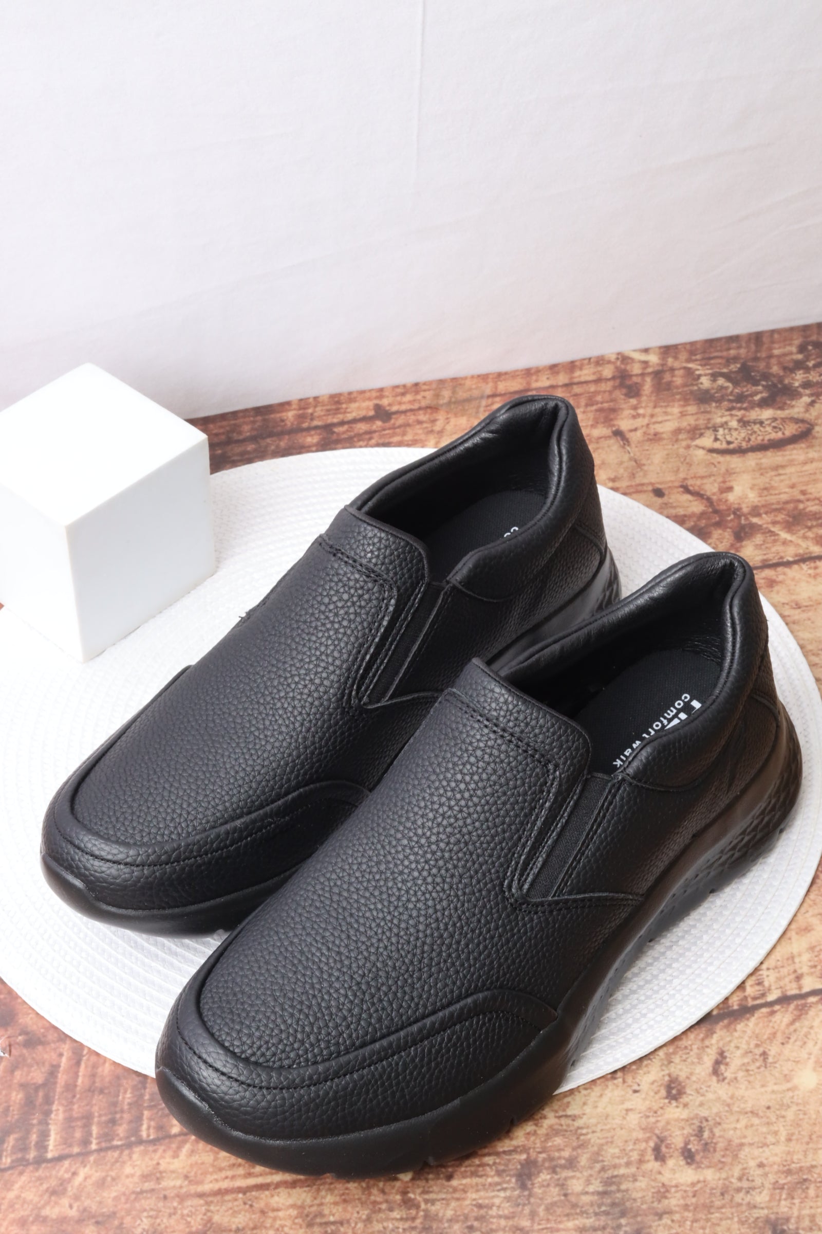 حذاء رياضي رجالي 16656