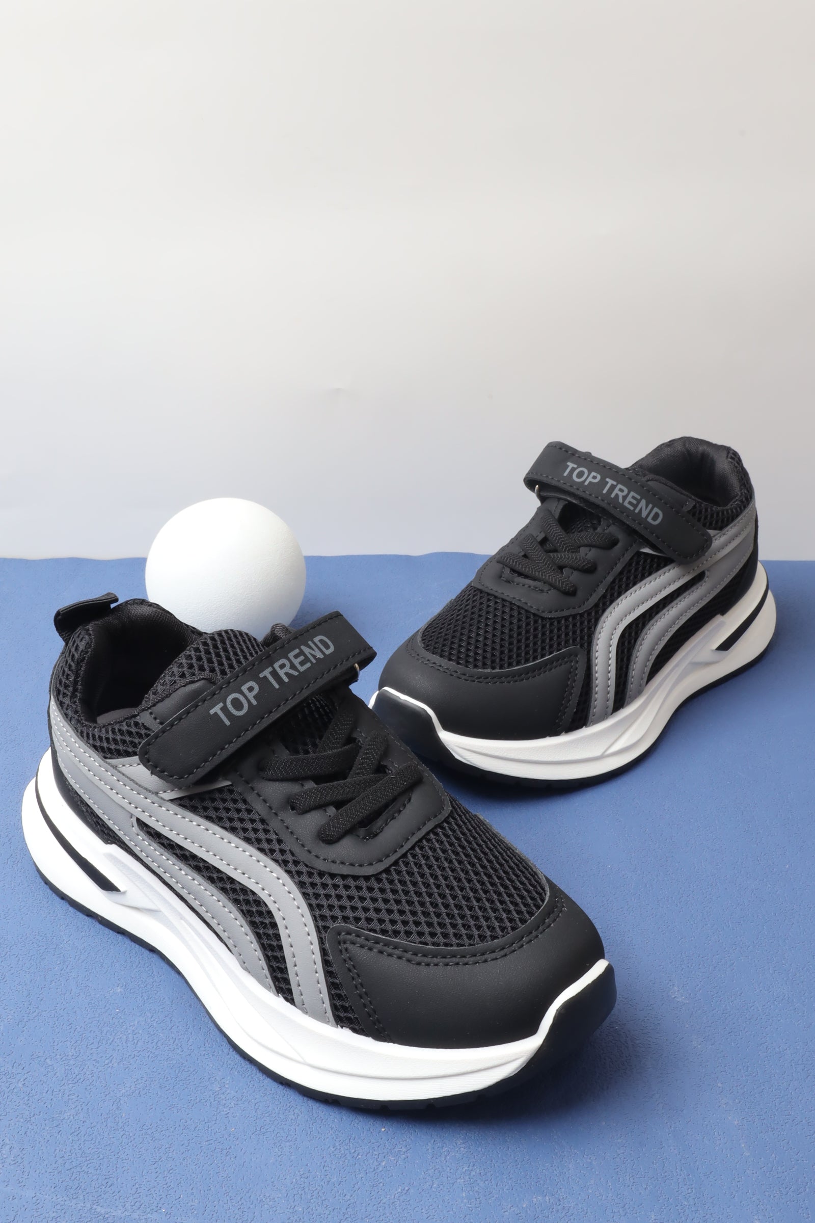 حذاء ولادي 1468