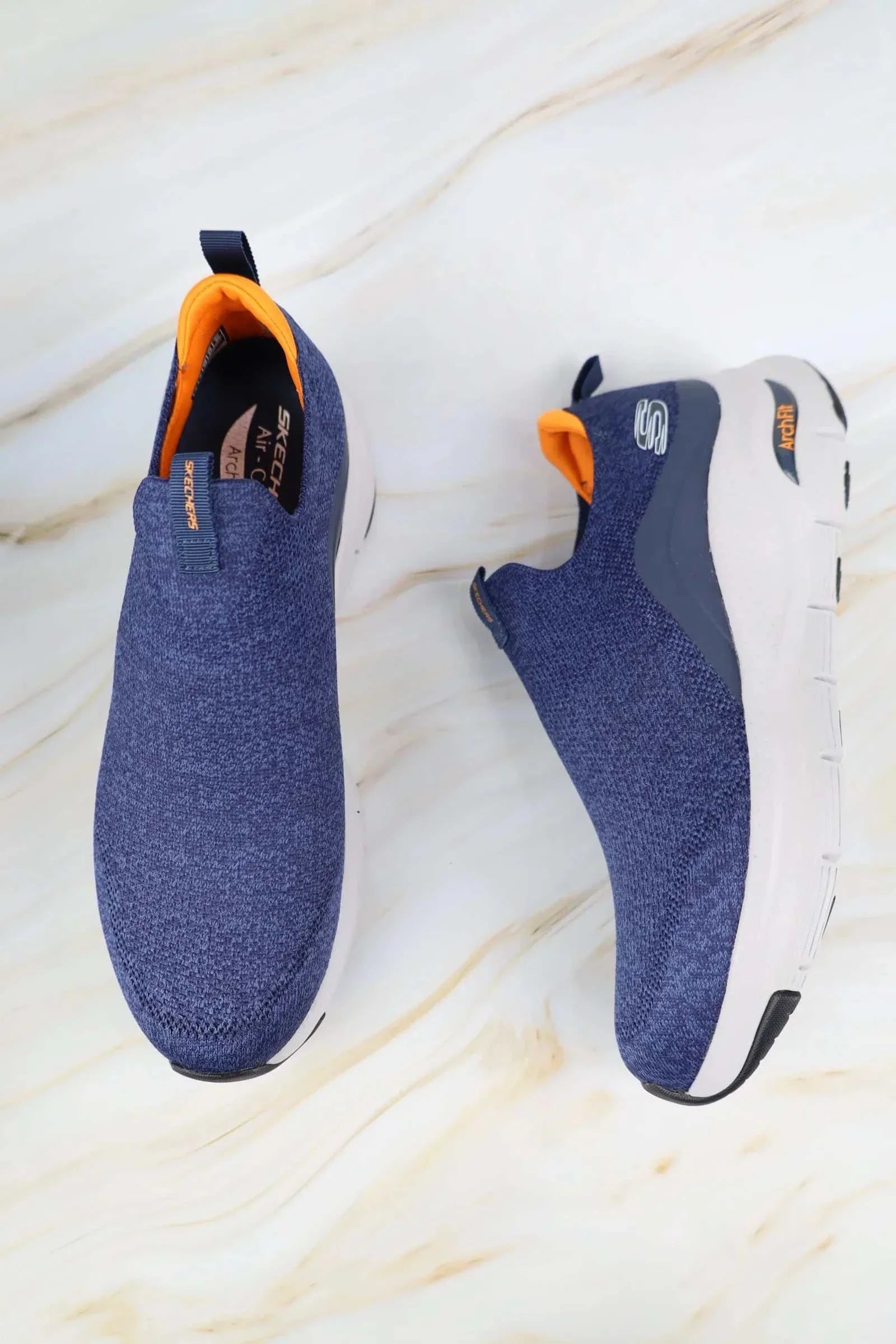 سكيتشرز رجالي آرتش فيت 232404