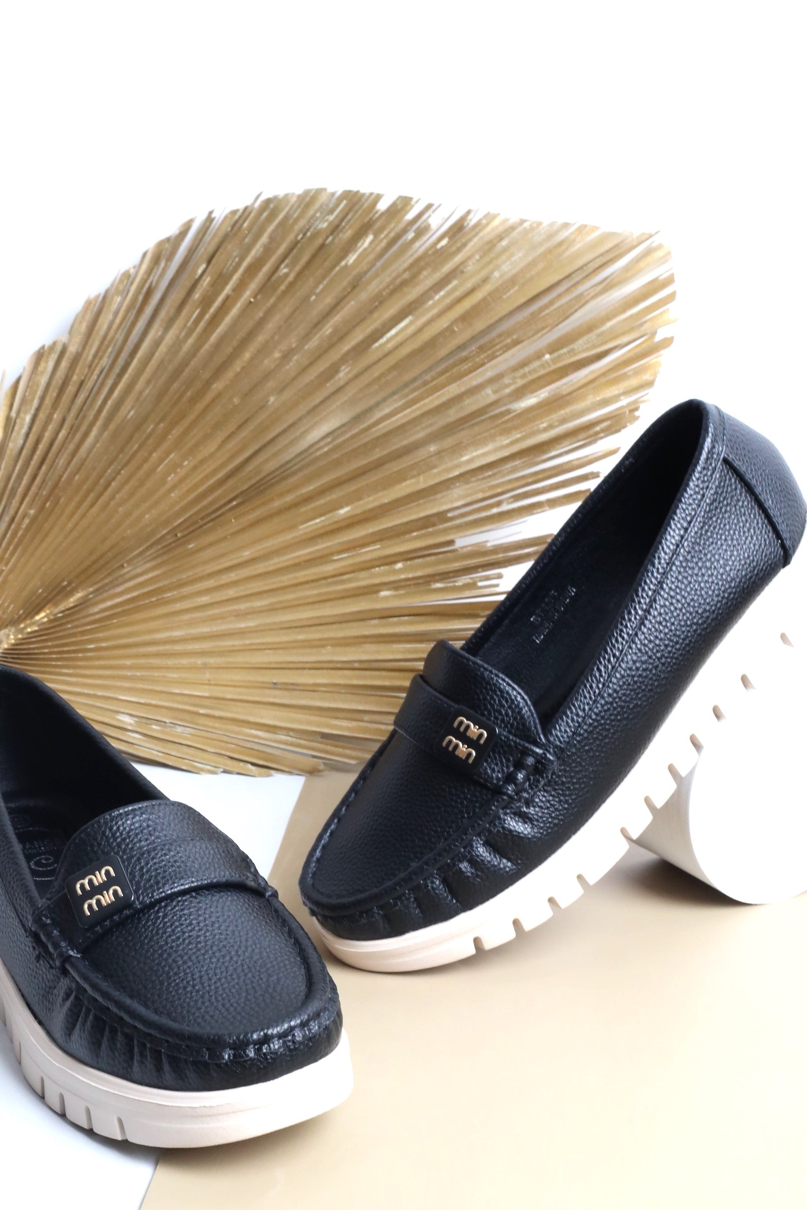 BT-155 حذاء نسائي