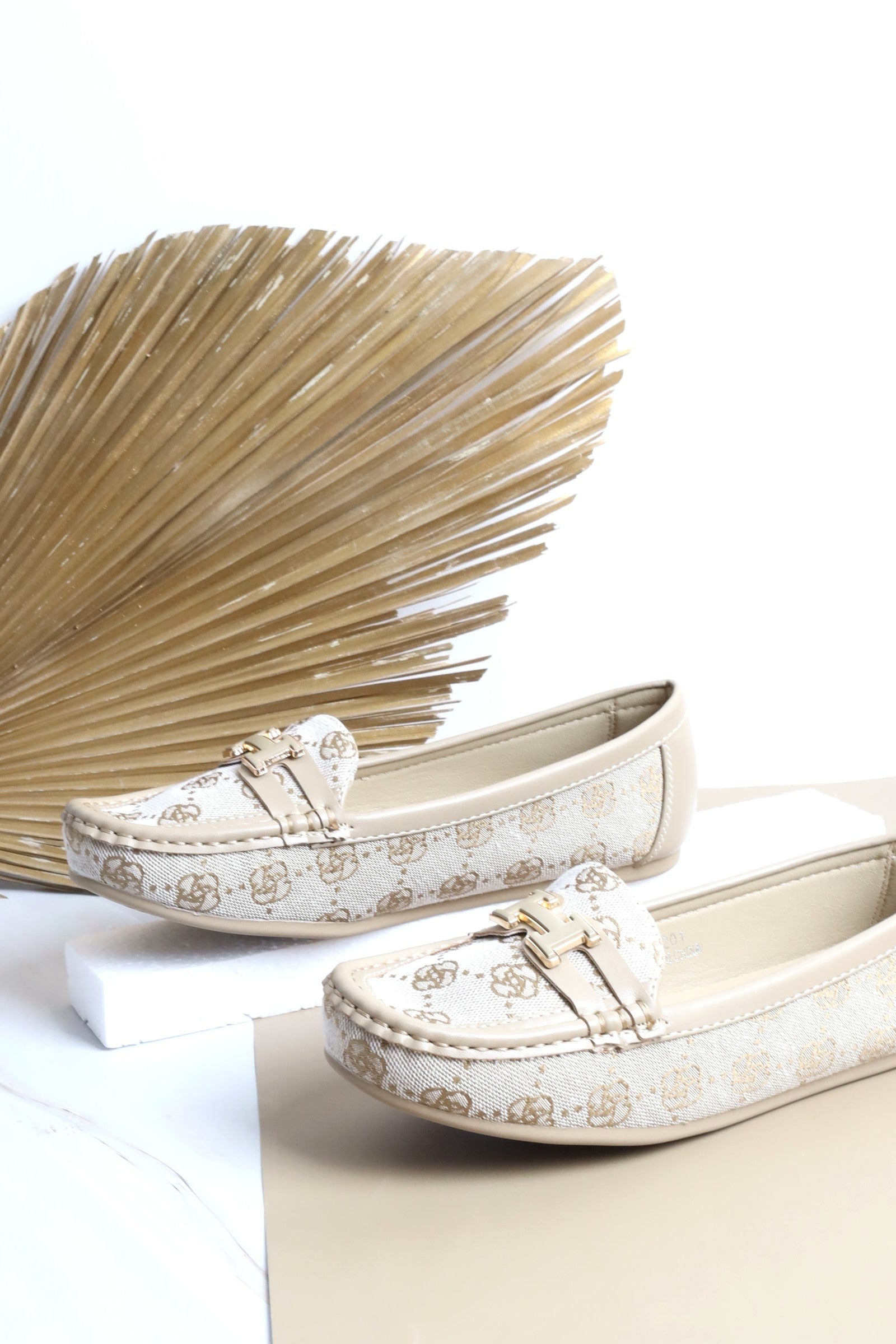 BT-201 حذاء نسائي