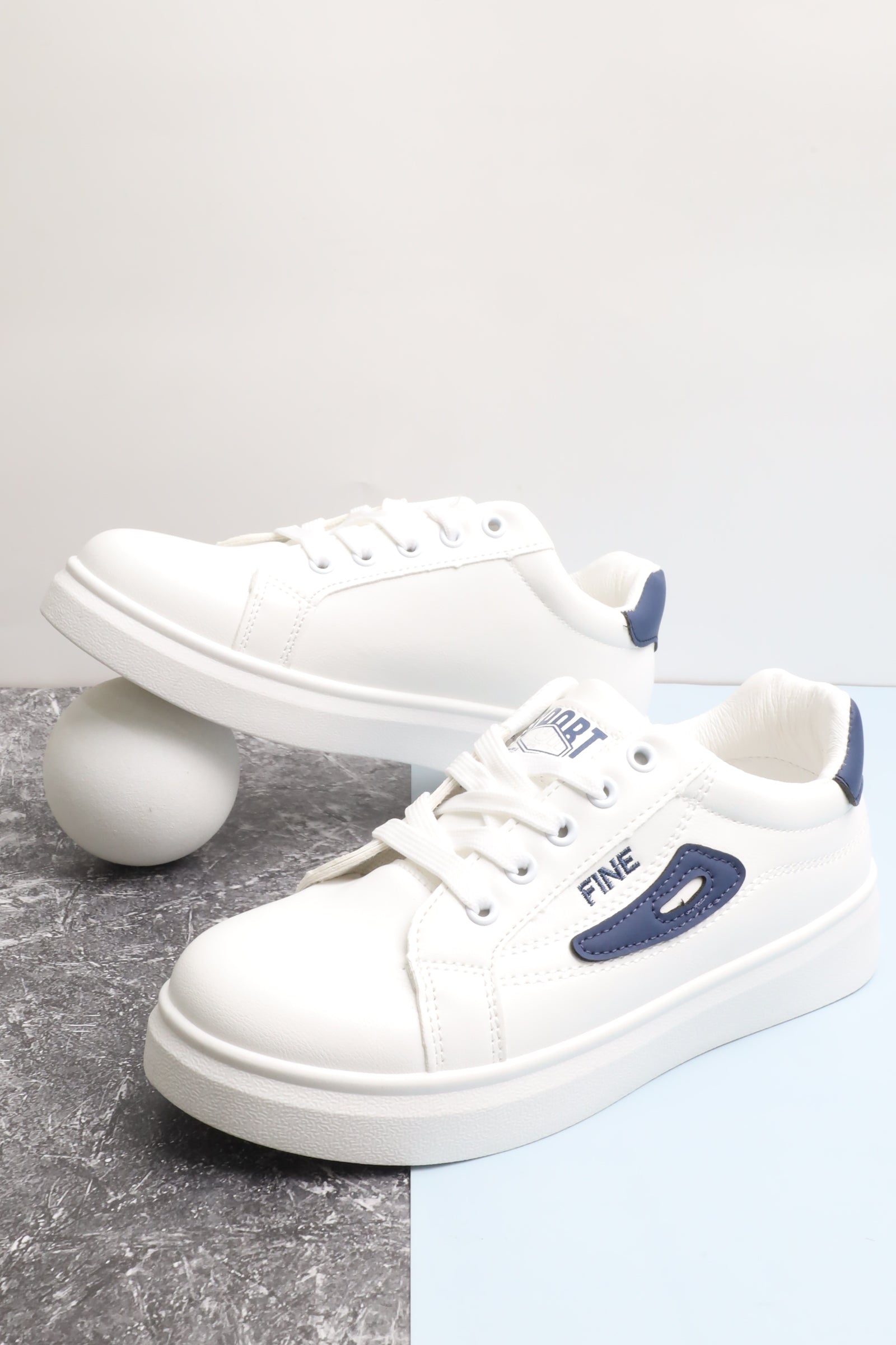 حذاء رياضي نسائي 28879