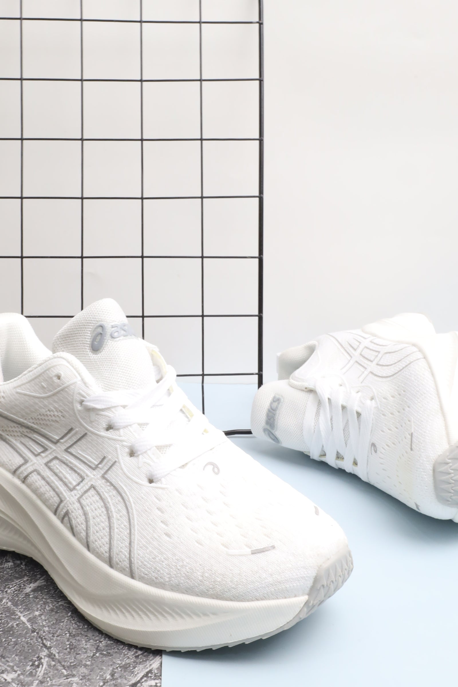 حذاء رياضي نسائي 390533