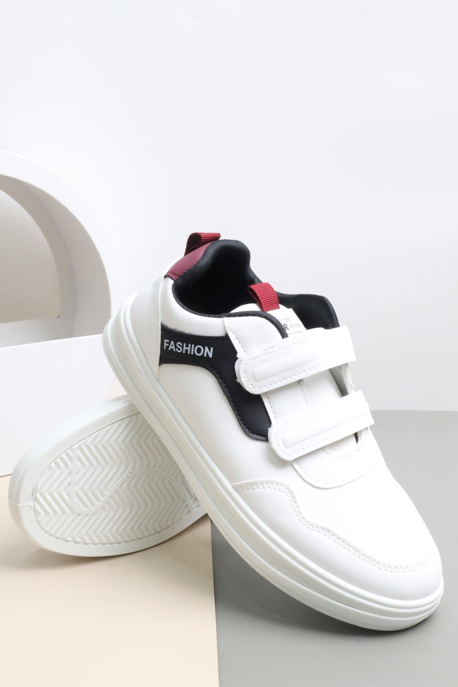 حذاء رياضي نسائي 58192