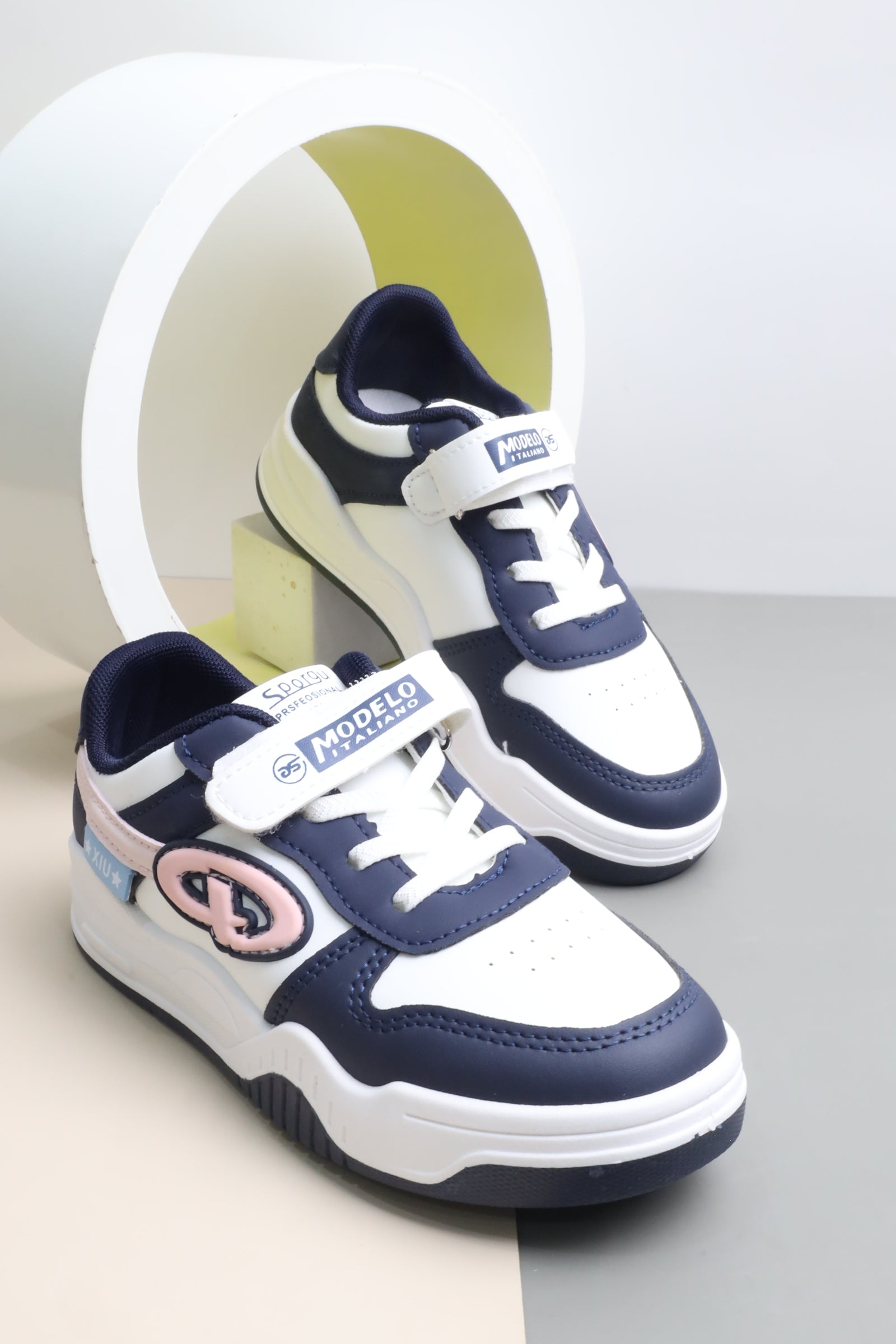 حذاء بناتي 12901