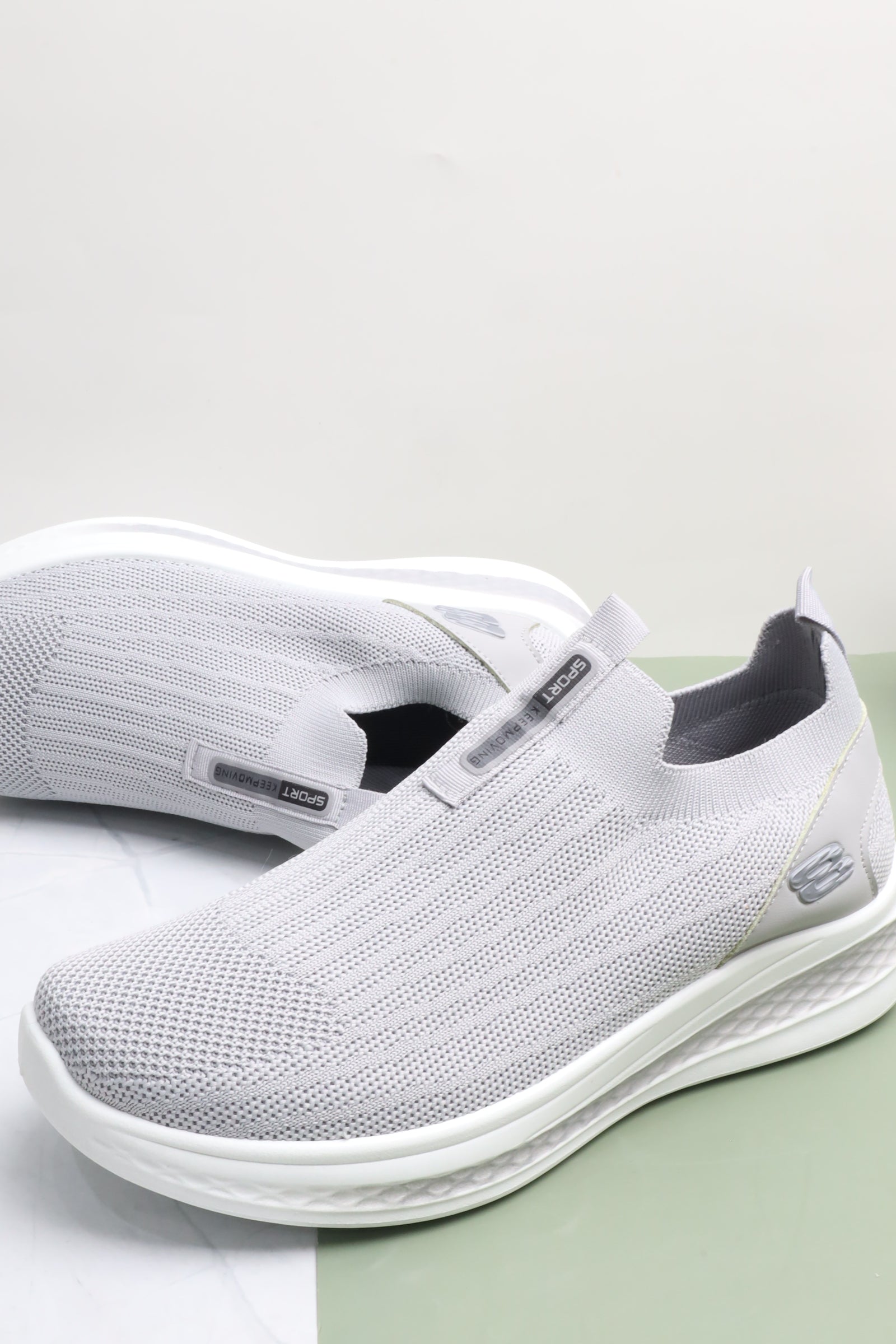 7585 حذاء رياضي رجالي