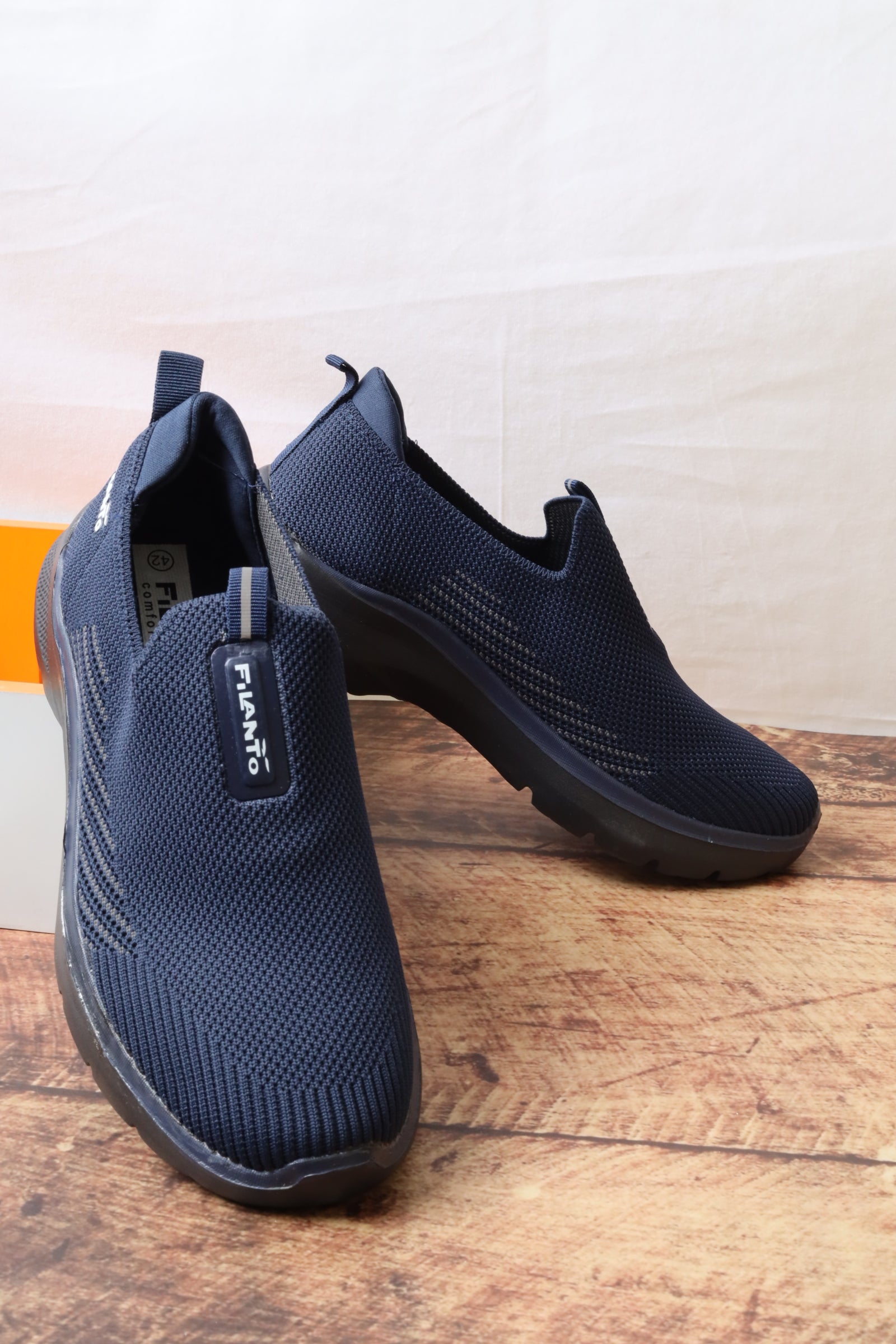 حذاء رياضي رجالي 16001