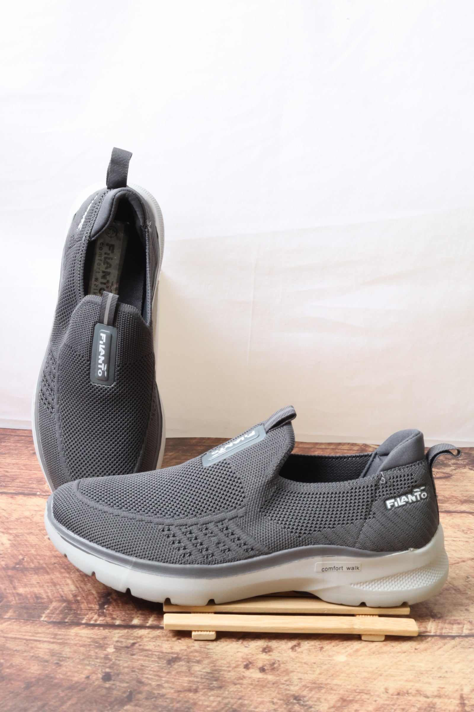 حذاء رياضي رجالي 16007