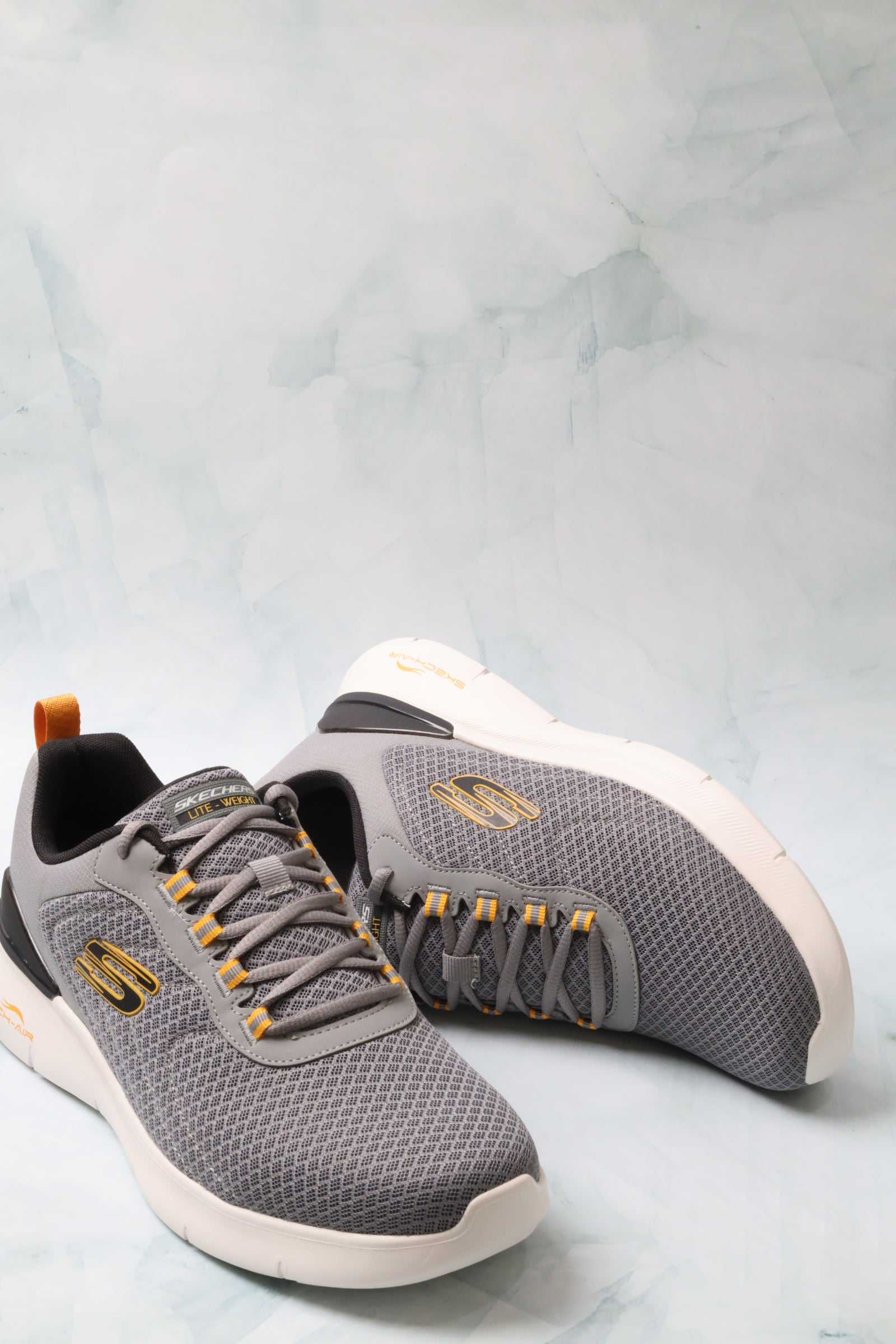 سكيتشرز رجالي اير ديناميت 232971