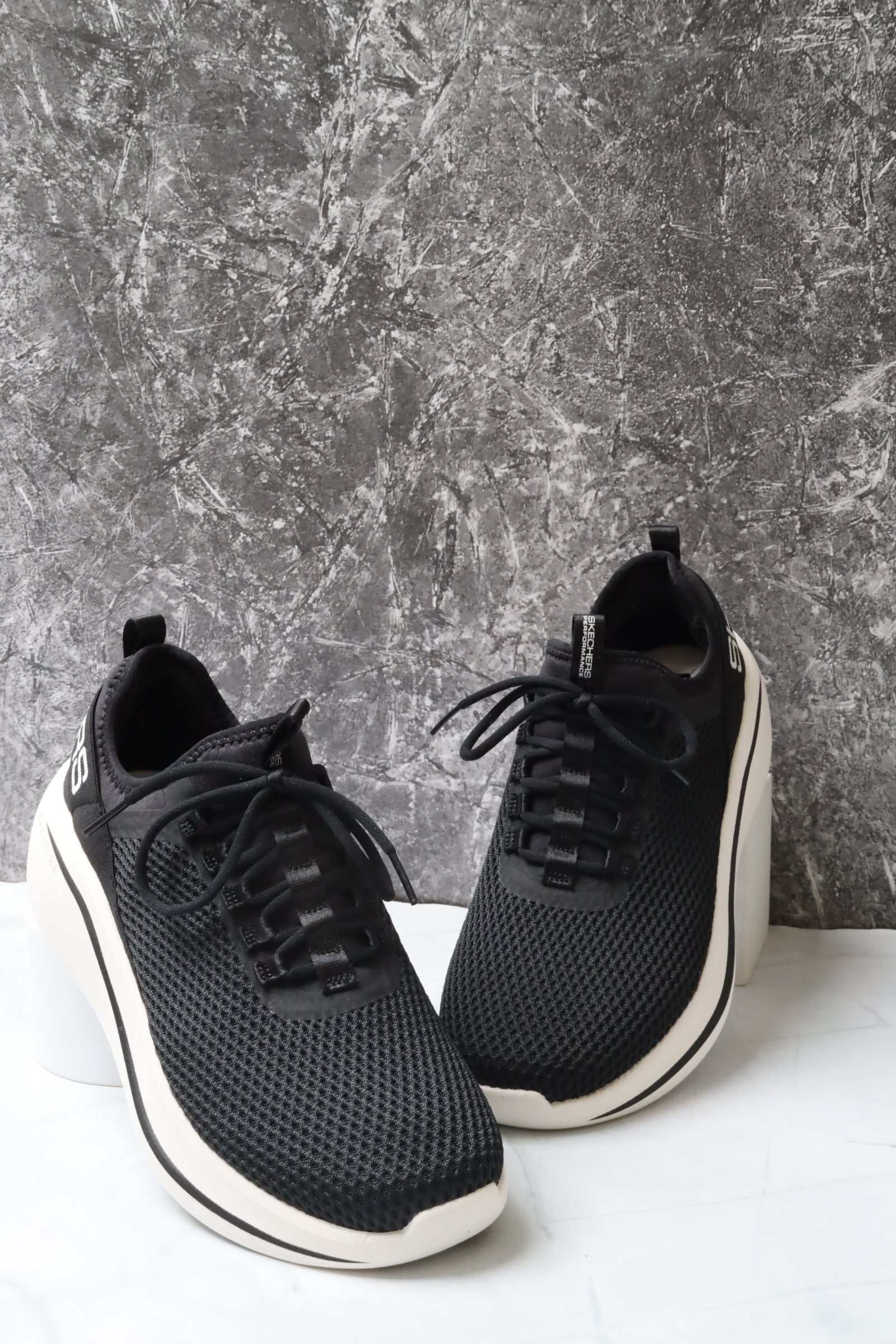 سكيتشرز نسائي ماكس كوشنينج 129254