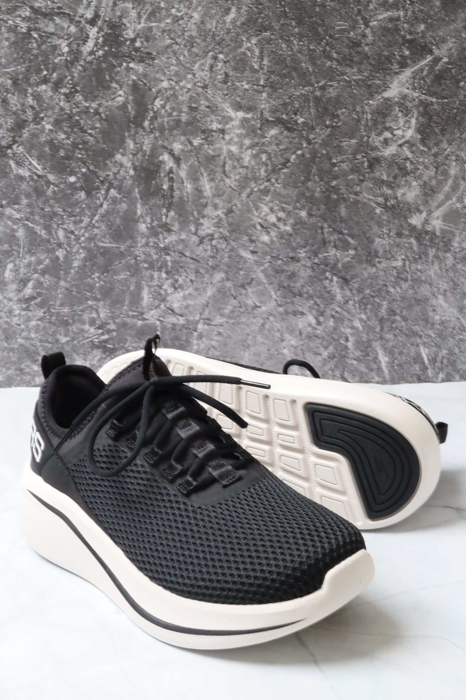 سكيتشرز نسائي ماكس كوشنينج 129254