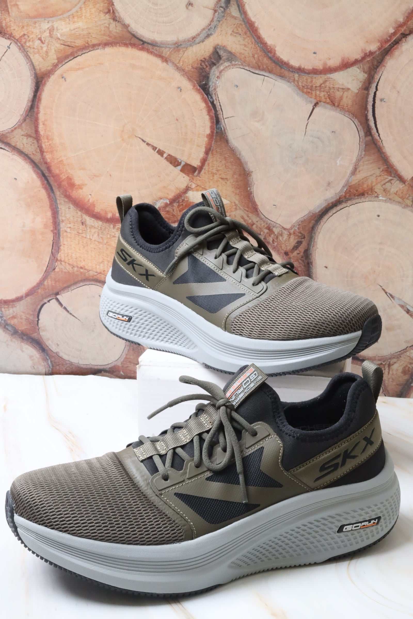 سكيتشرز رجالي جو رن إليفيت 220850