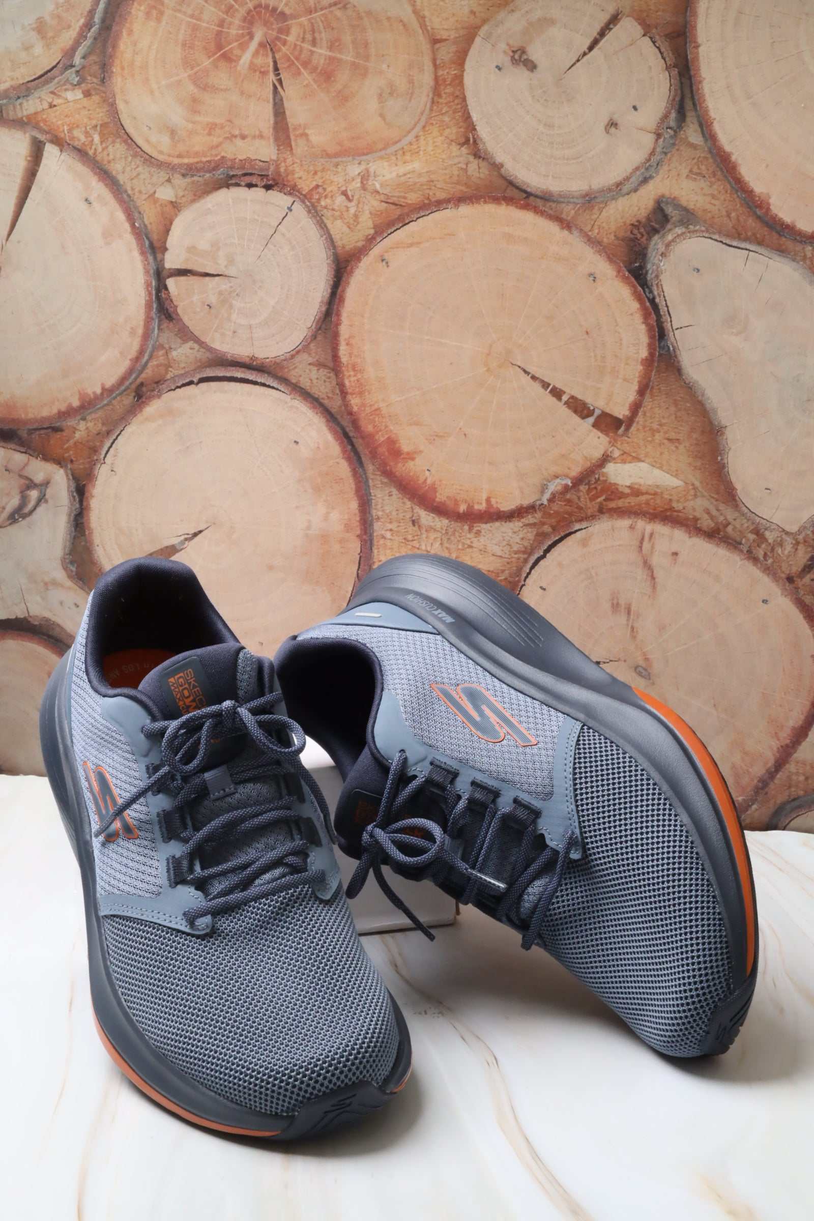 سكيتشرز رجالي جو ووك ماكس ووكر 216585