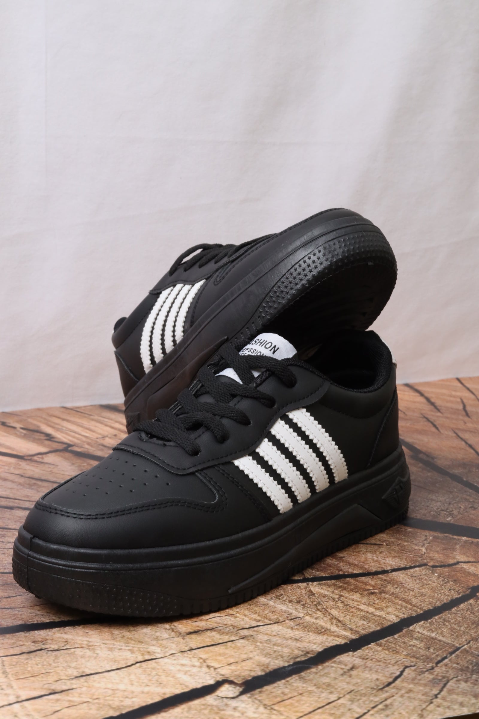 FS05-L10 حذاء رياضي نسائي