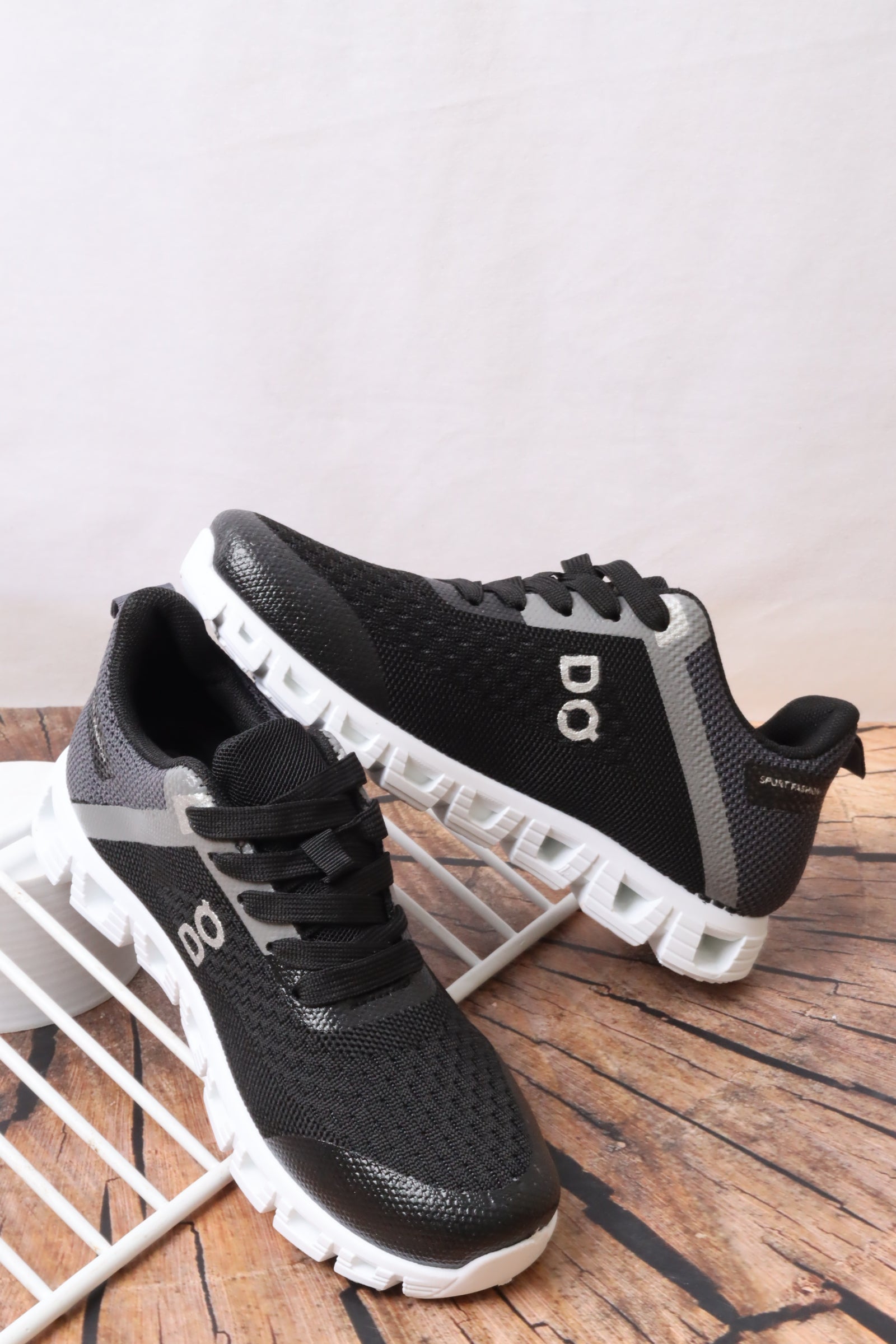 LS1102 حذاء رياضي نسائي