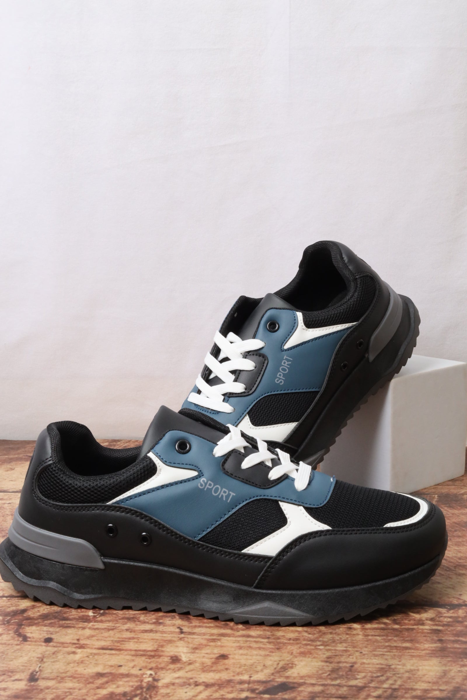 FS04-M02 Sports Shoes