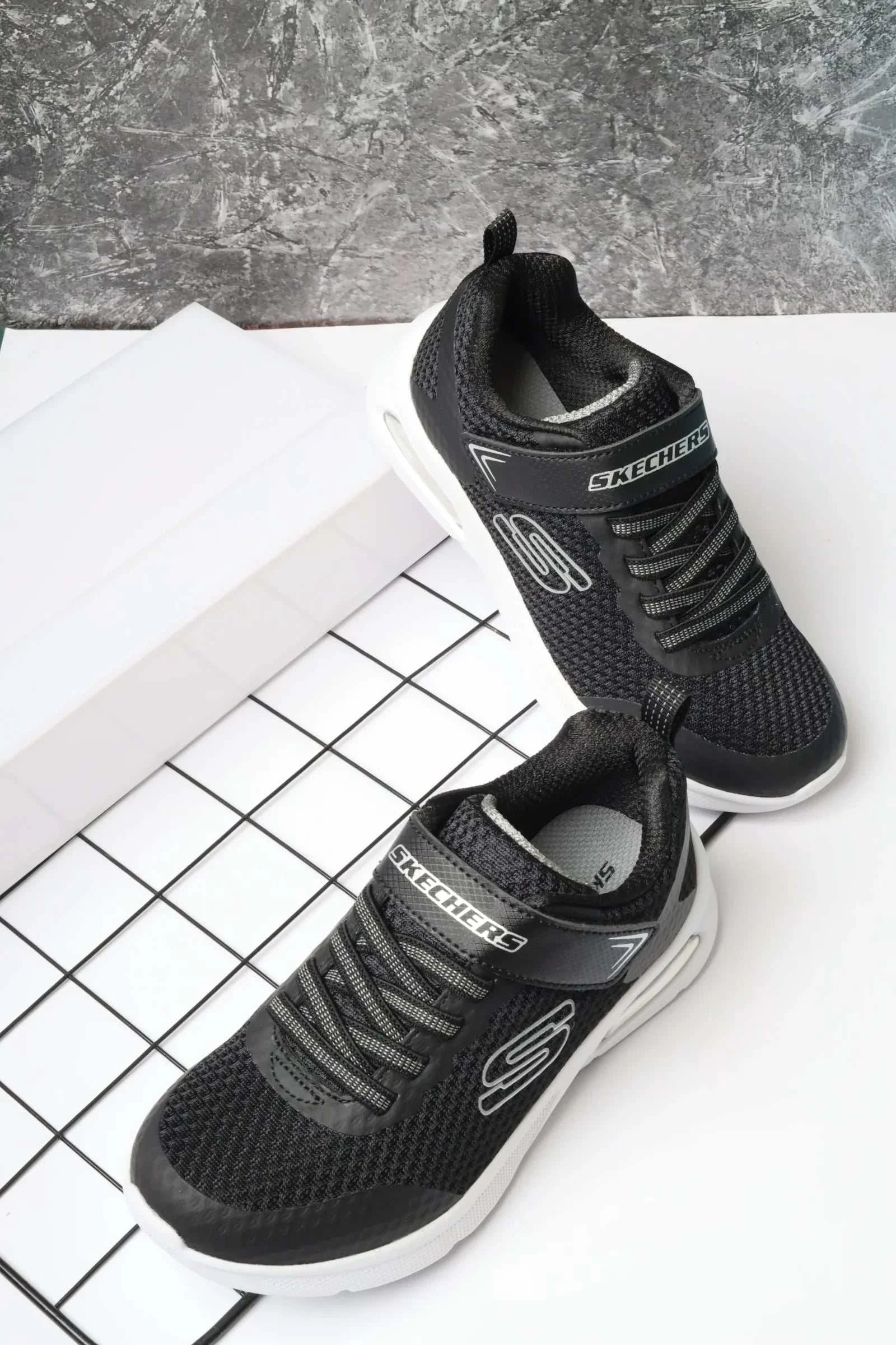 سكيتشرز اطفالي مايكروسبك ماكس 403818