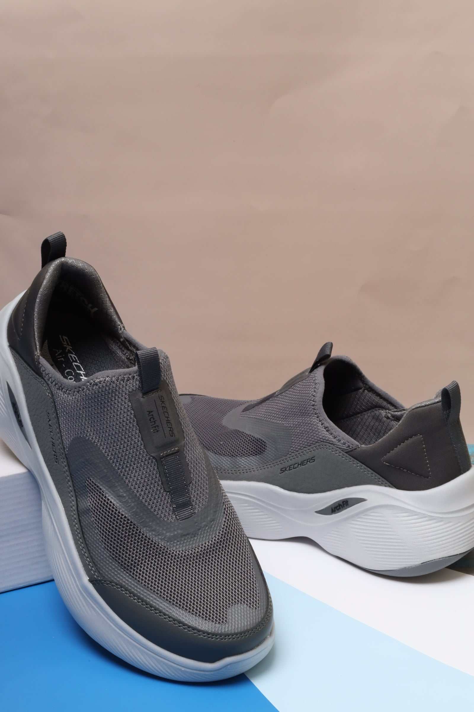 SKECHERS ARCH FIT INFINITY MEN 232609