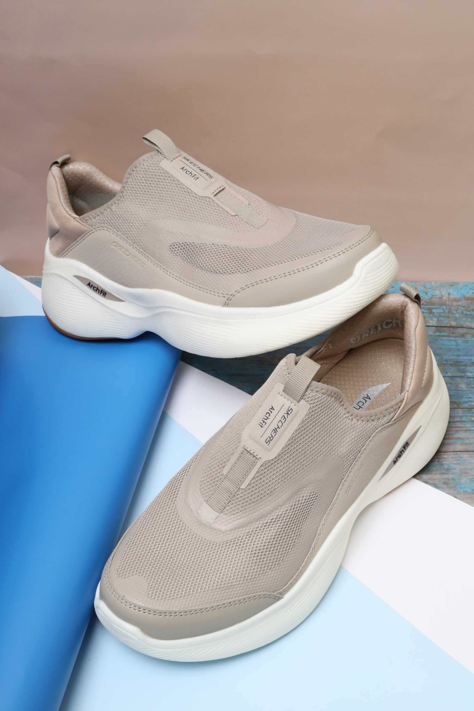 سكيتشرز رجالي آرتش فيت إنفينيتي 232609