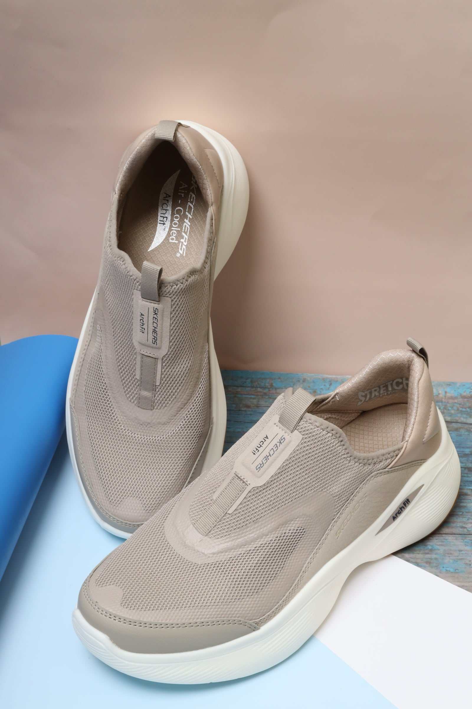 سكيتشرز رجالي آرتش فيت إنفينيتي 232609