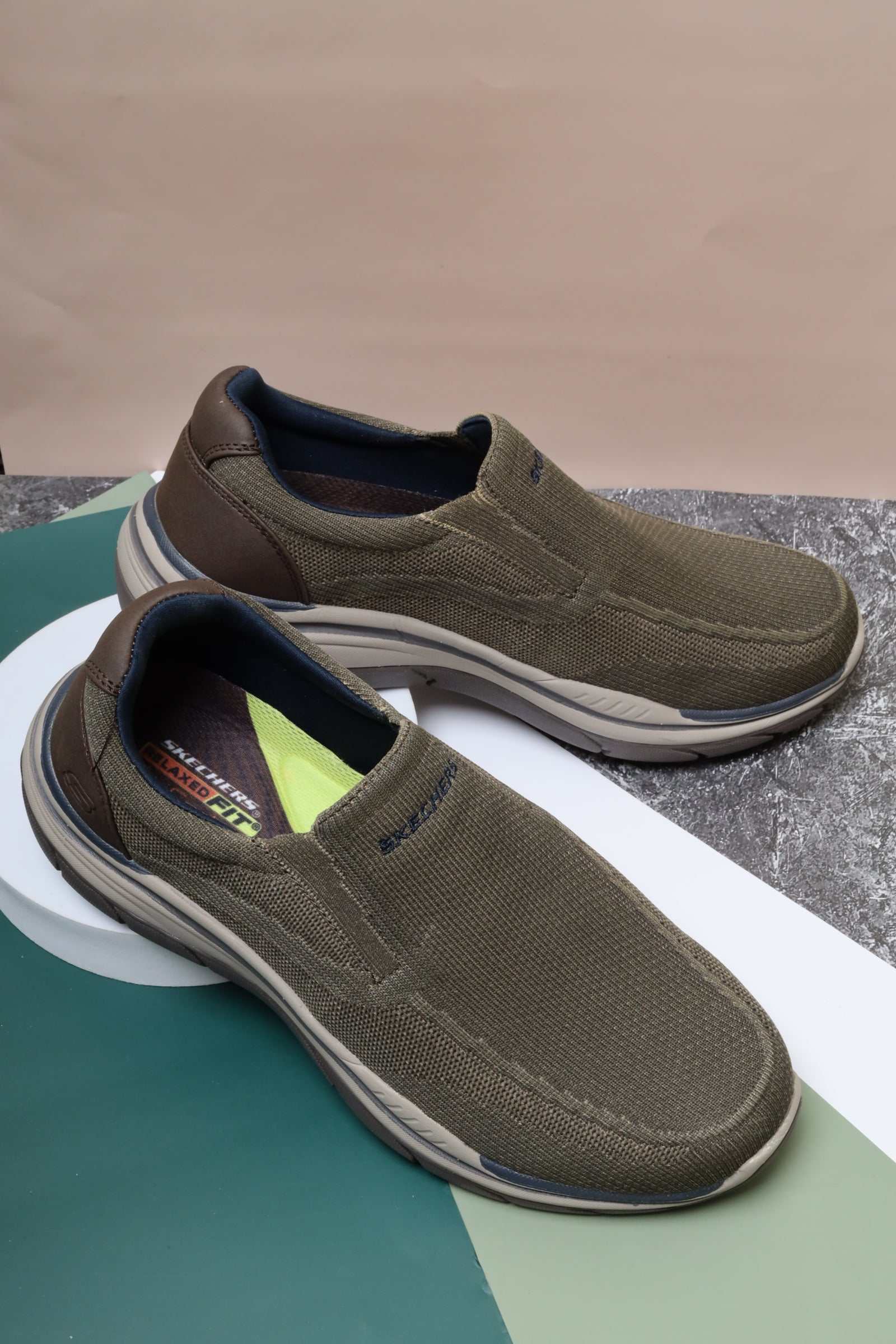 سكيتشرز رجالي إكسبيكتد 204478