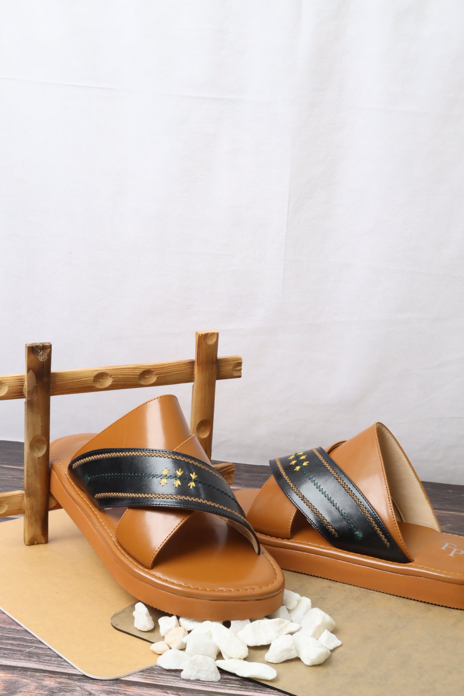 صندل رجالي 466