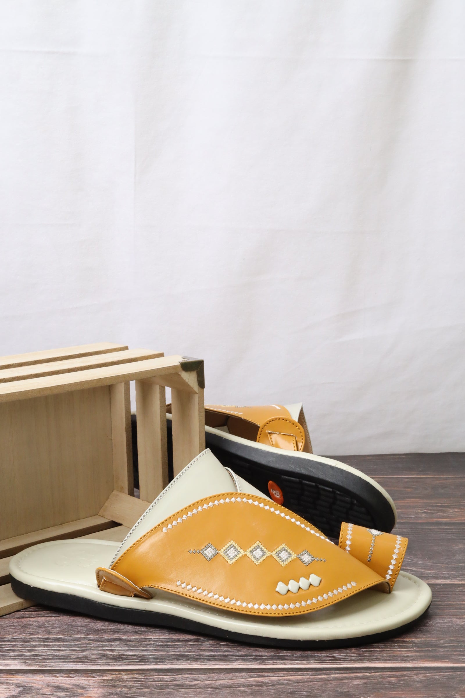 703 شرقي رجالي