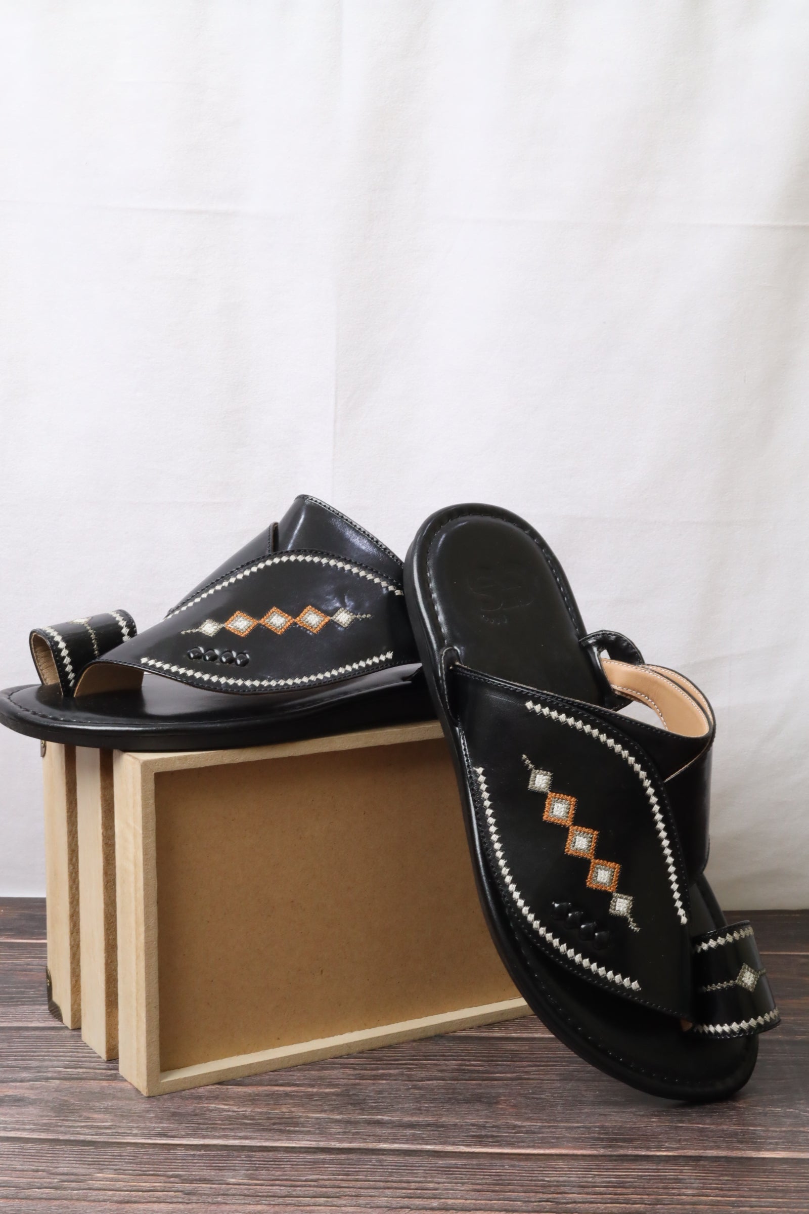 703 شرقي رجالي