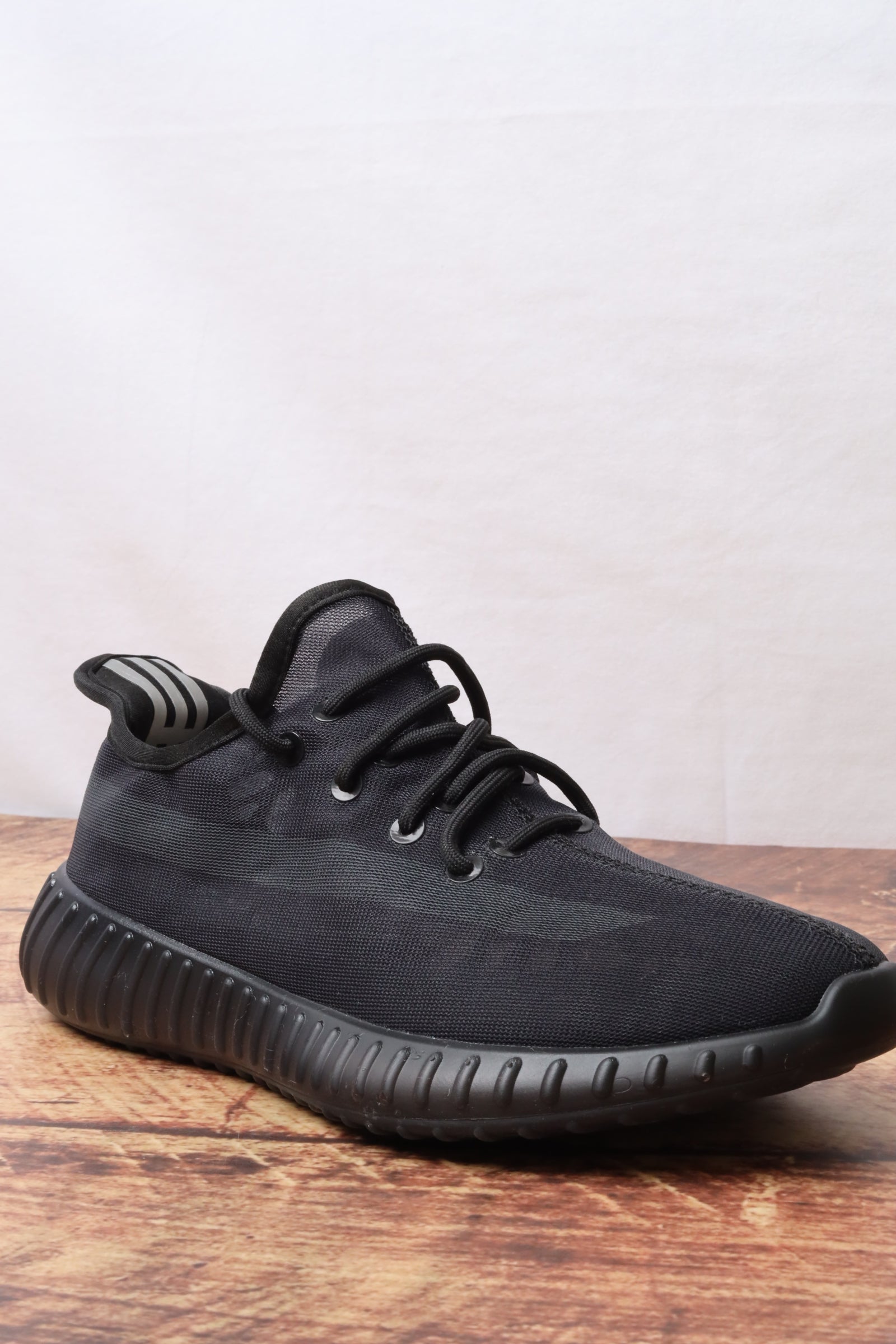 حذاء رياضي رجالي 16101