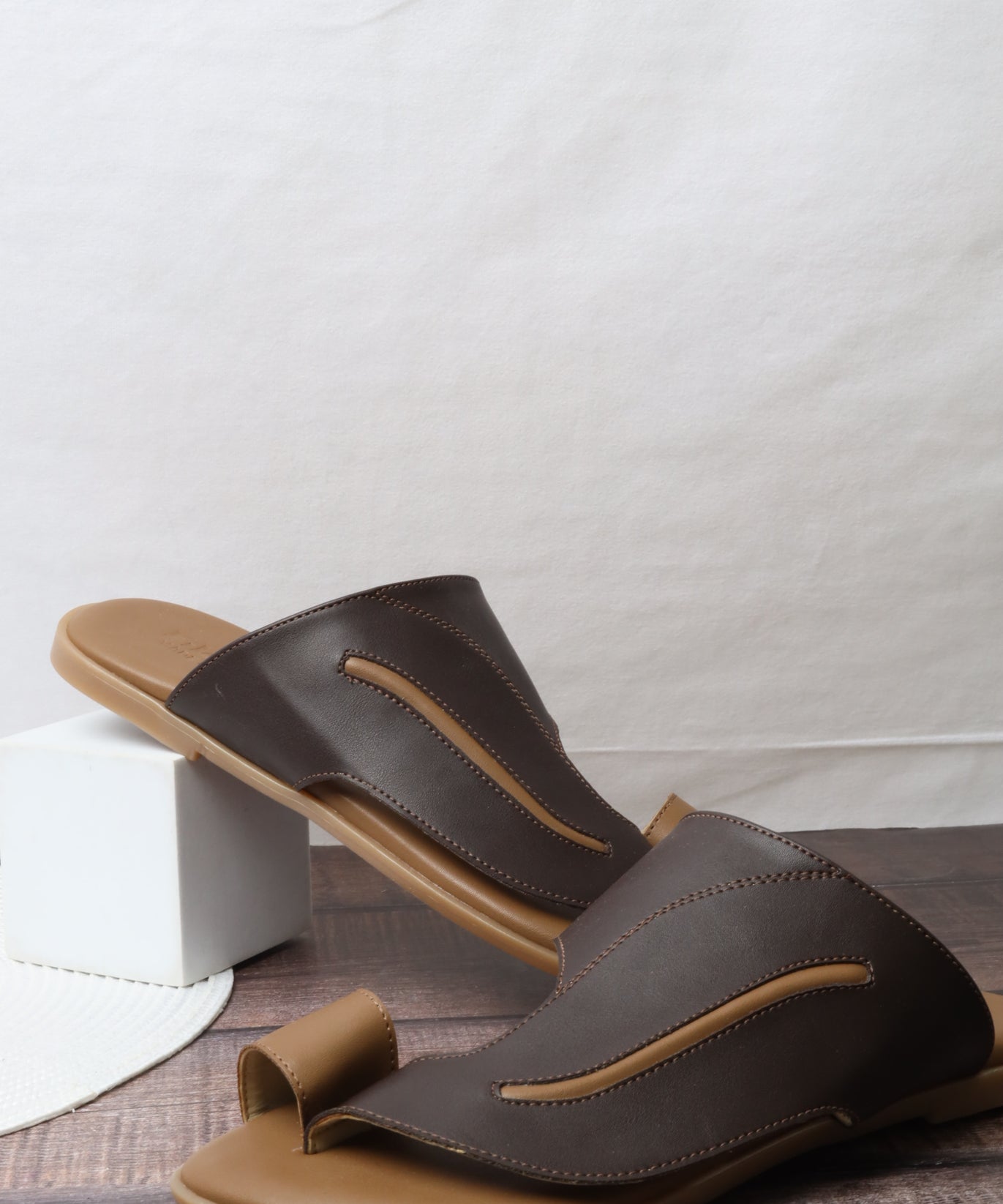 صندل ايطالي 1231077