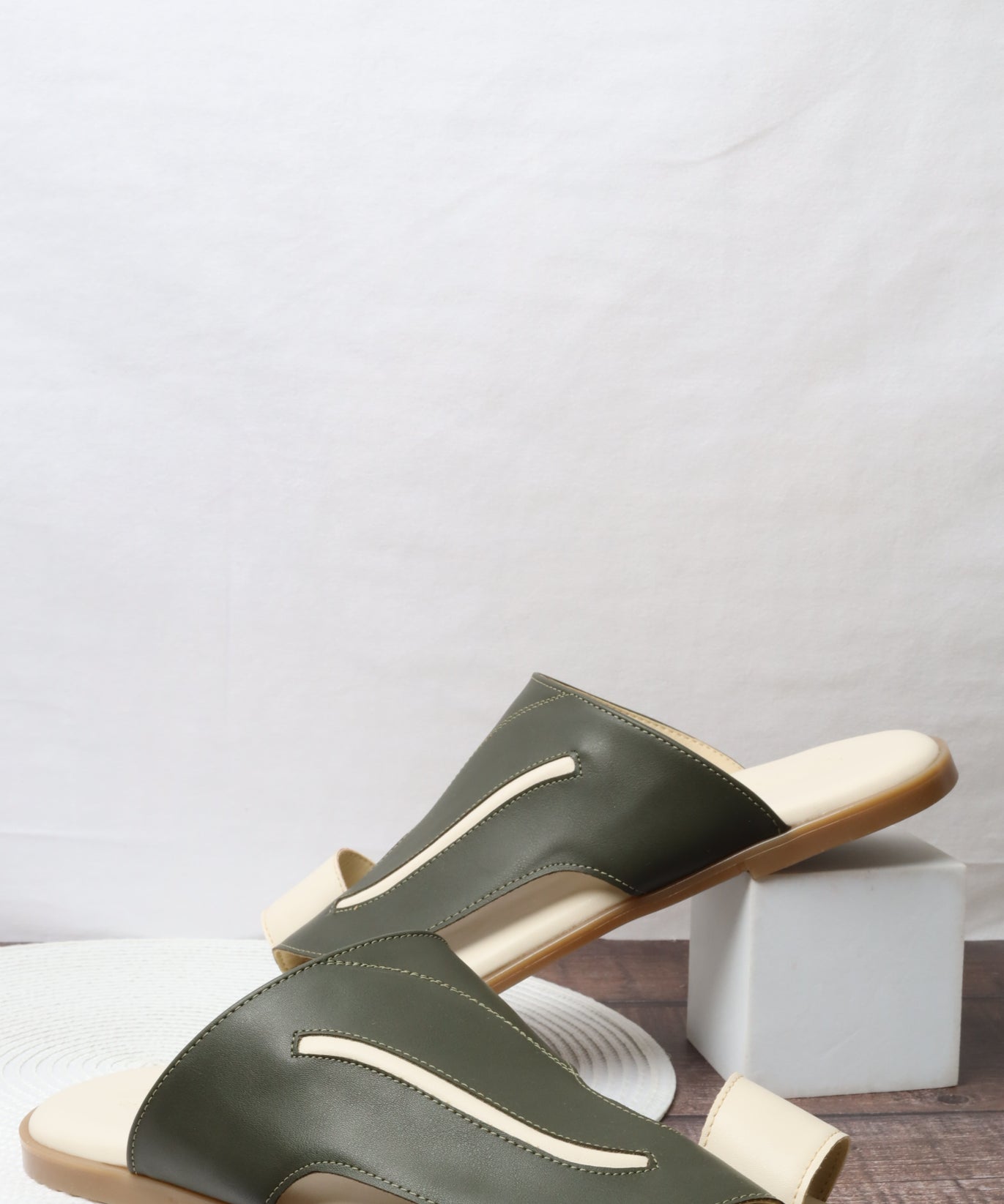 صندل ايطالي 1231077