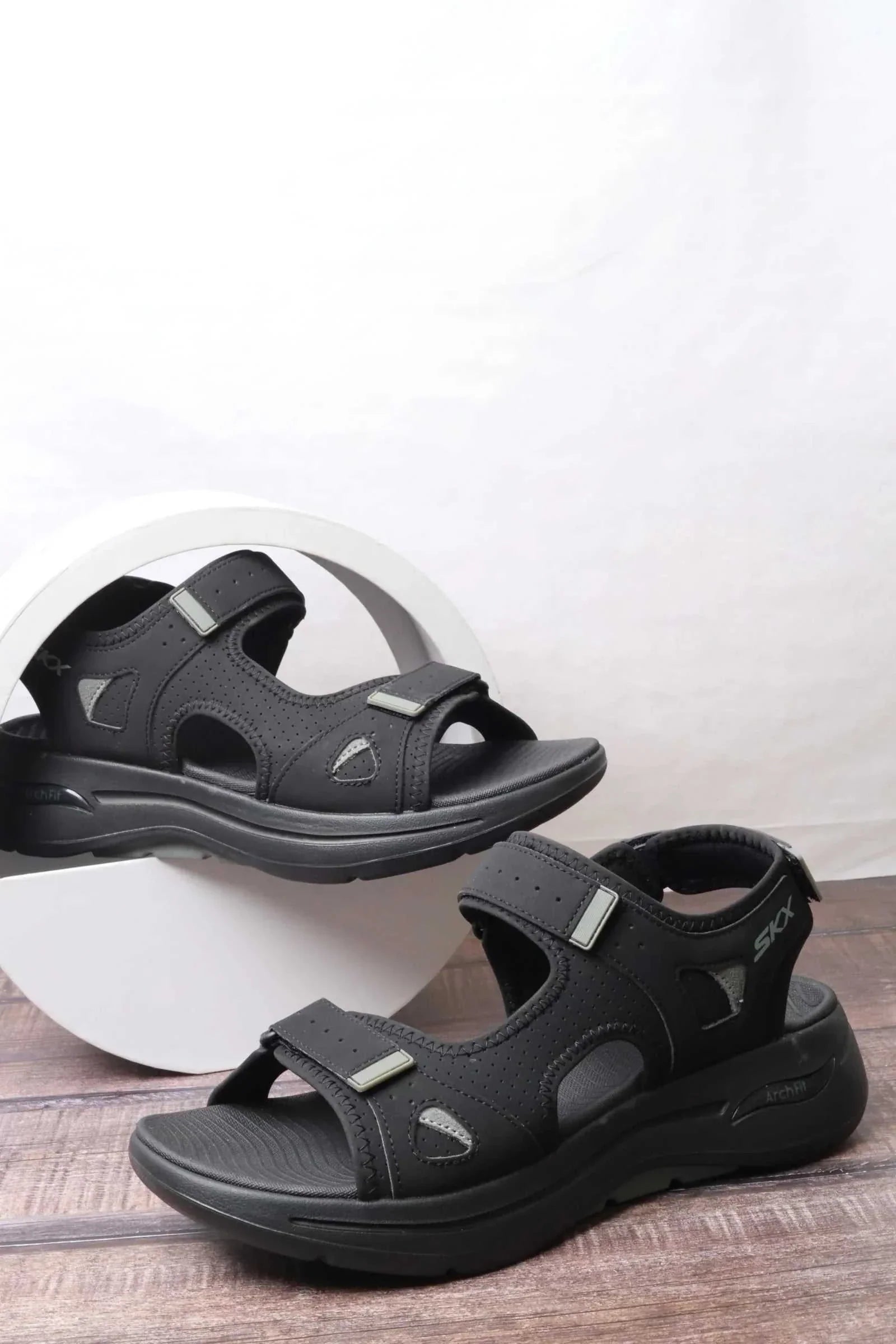 سكيتشرز رجالي جو ووك آرتش فيت 229064