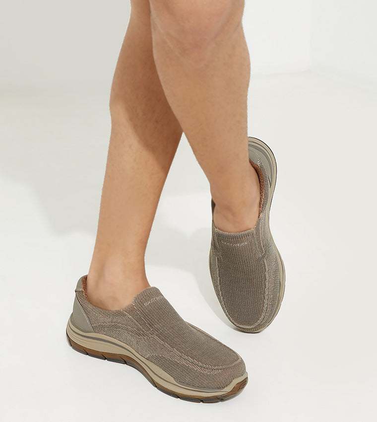 سكيتشرز رجالي إكسبيكتد 204478