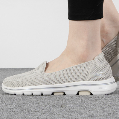 سكيتشرز نسائي جو ووك 5 124001