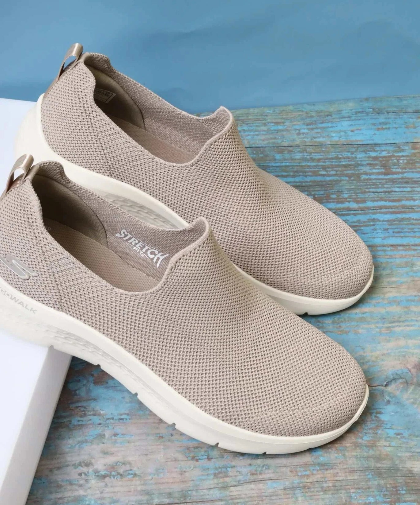 سكيتشرز نسائي جو ووك فليكس 124973