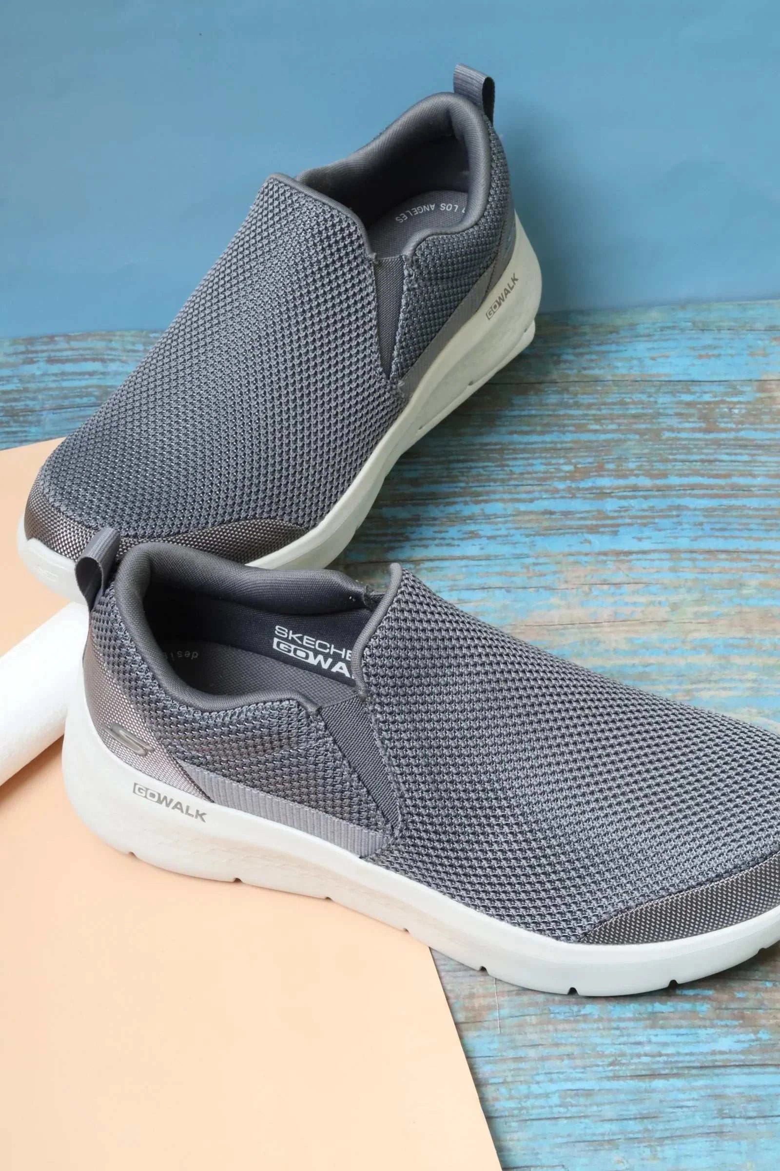 سكيتشرز رجالي جو ووك فليكس 216492