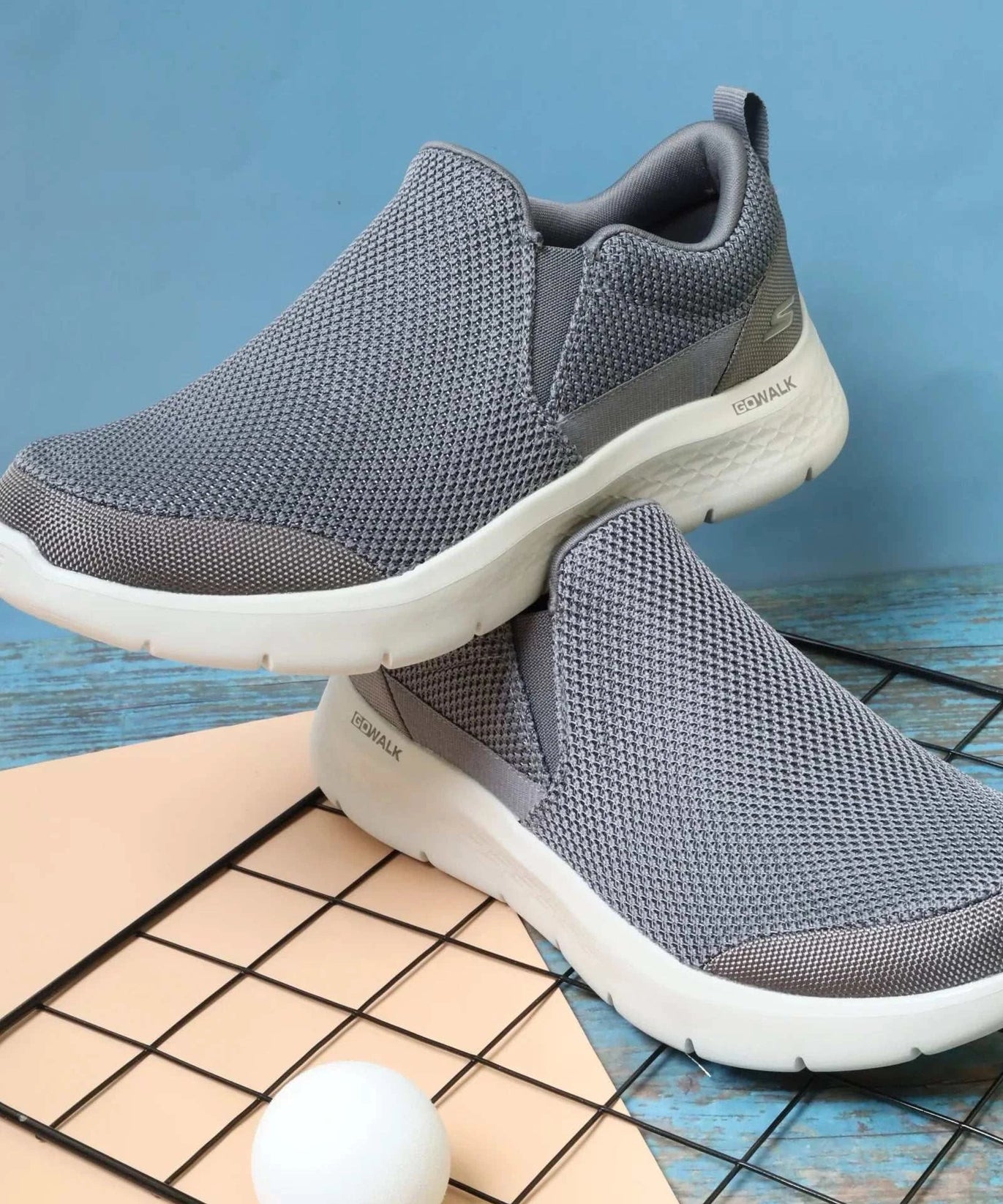 سكيتشرز رجالي جو ووك فليكس 216492