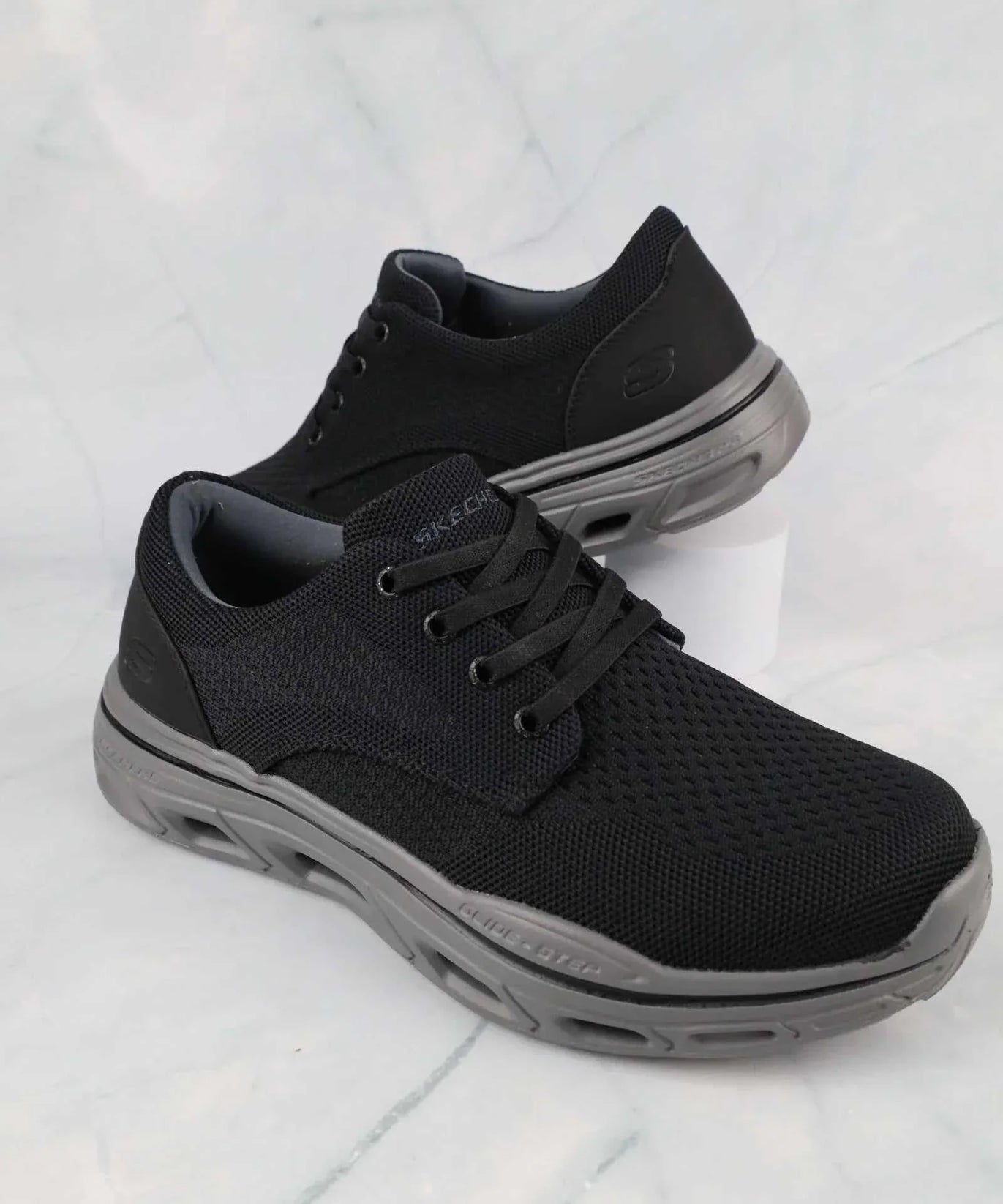 سكيتشرز رجالي جلايد ستيب 204754