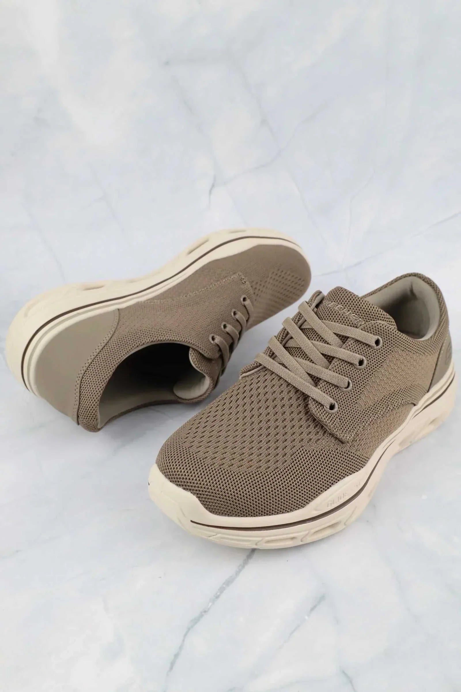 سكيتشرز رجالي جلايد ستيب 204754