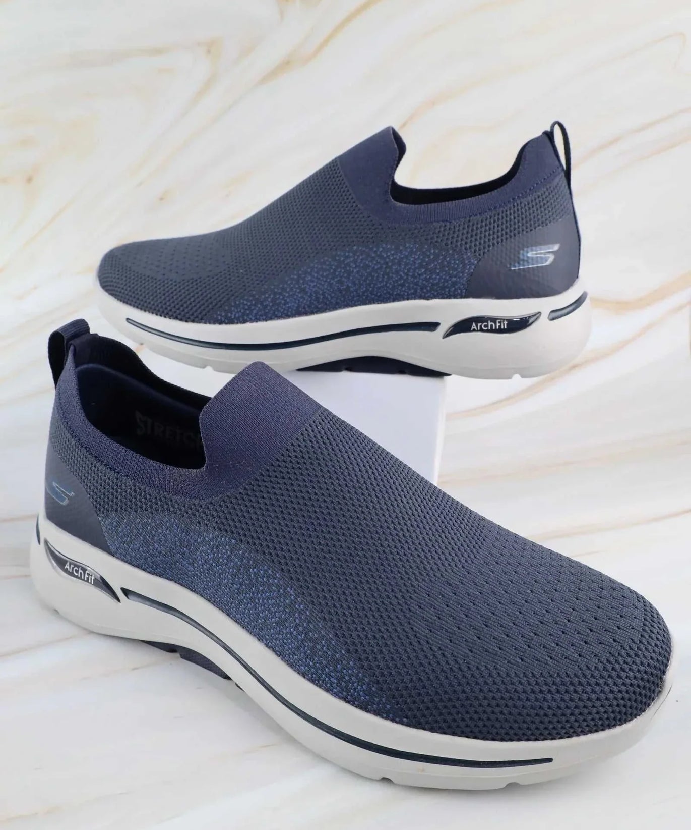 سكيتشرز رجالي جو ووك آرتش فيت 216136