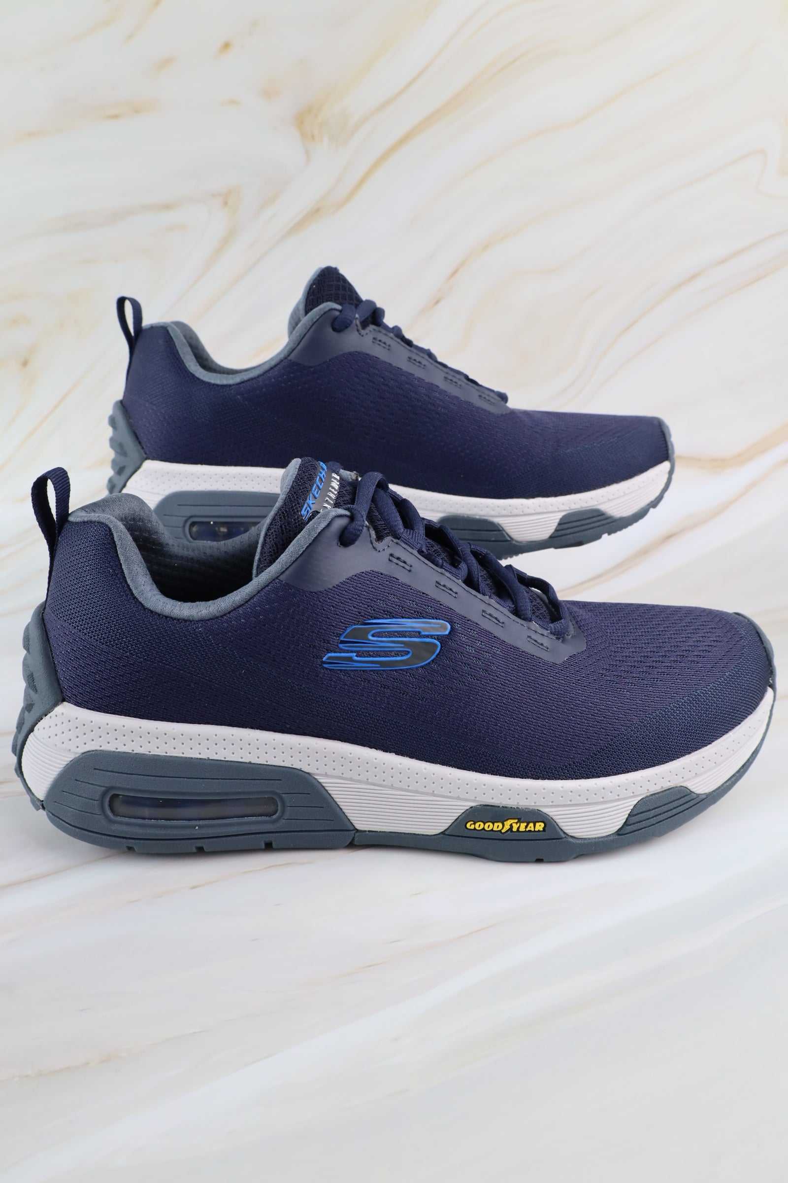 سكيتشرز رجالي اير اكستريم 232257