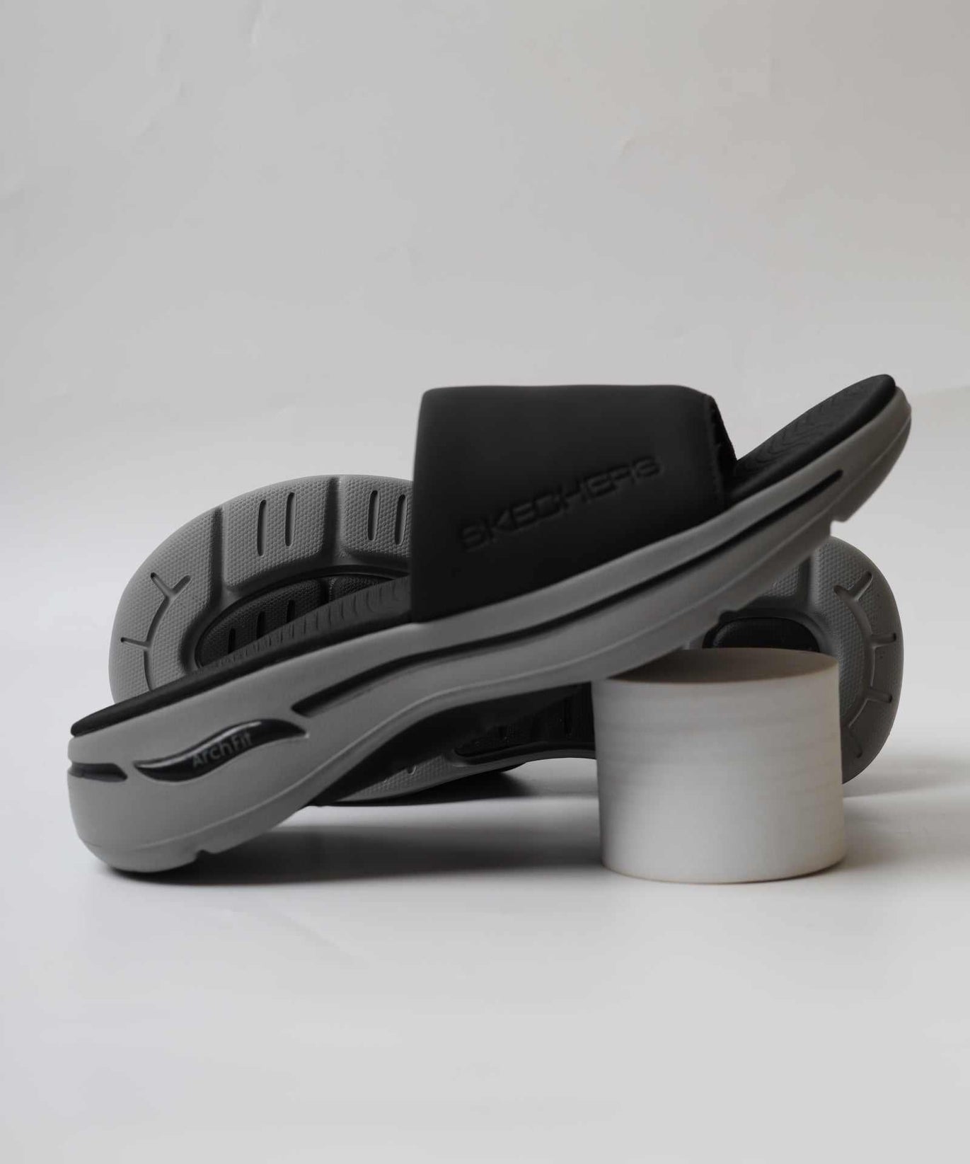 سكيتشرز رجالي جو ووك آرتش فيت 229061