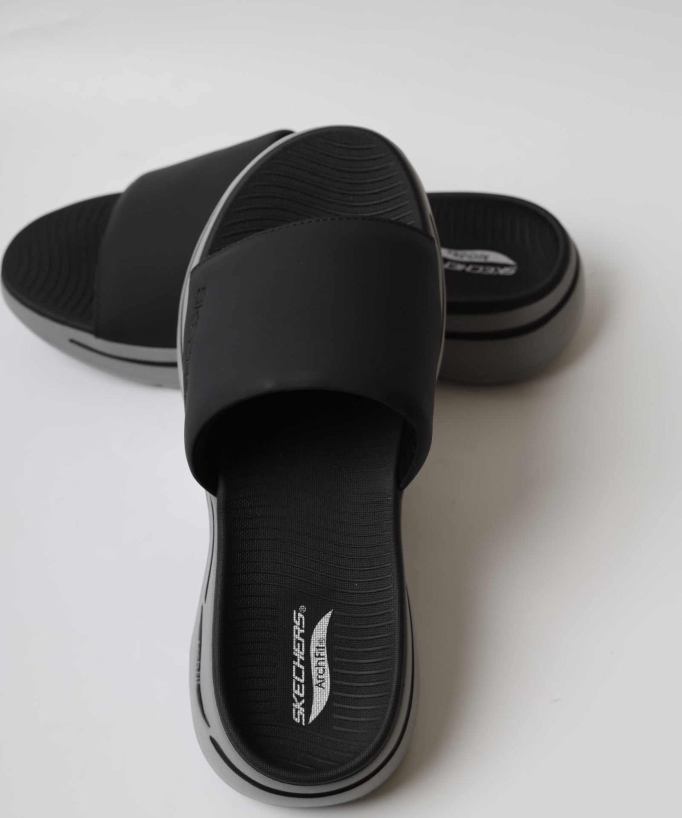 سكيتشرز رجالي جو ووك آرتش فيت 229061