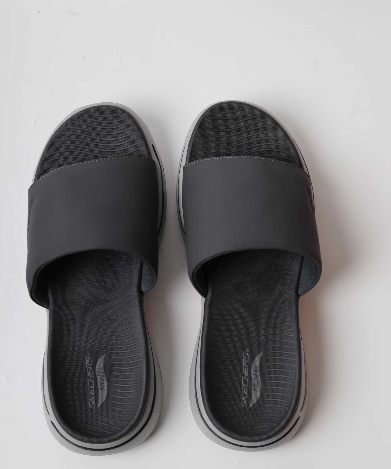 سكيتشرز رجالي جو ووك آرتش فيت 229061