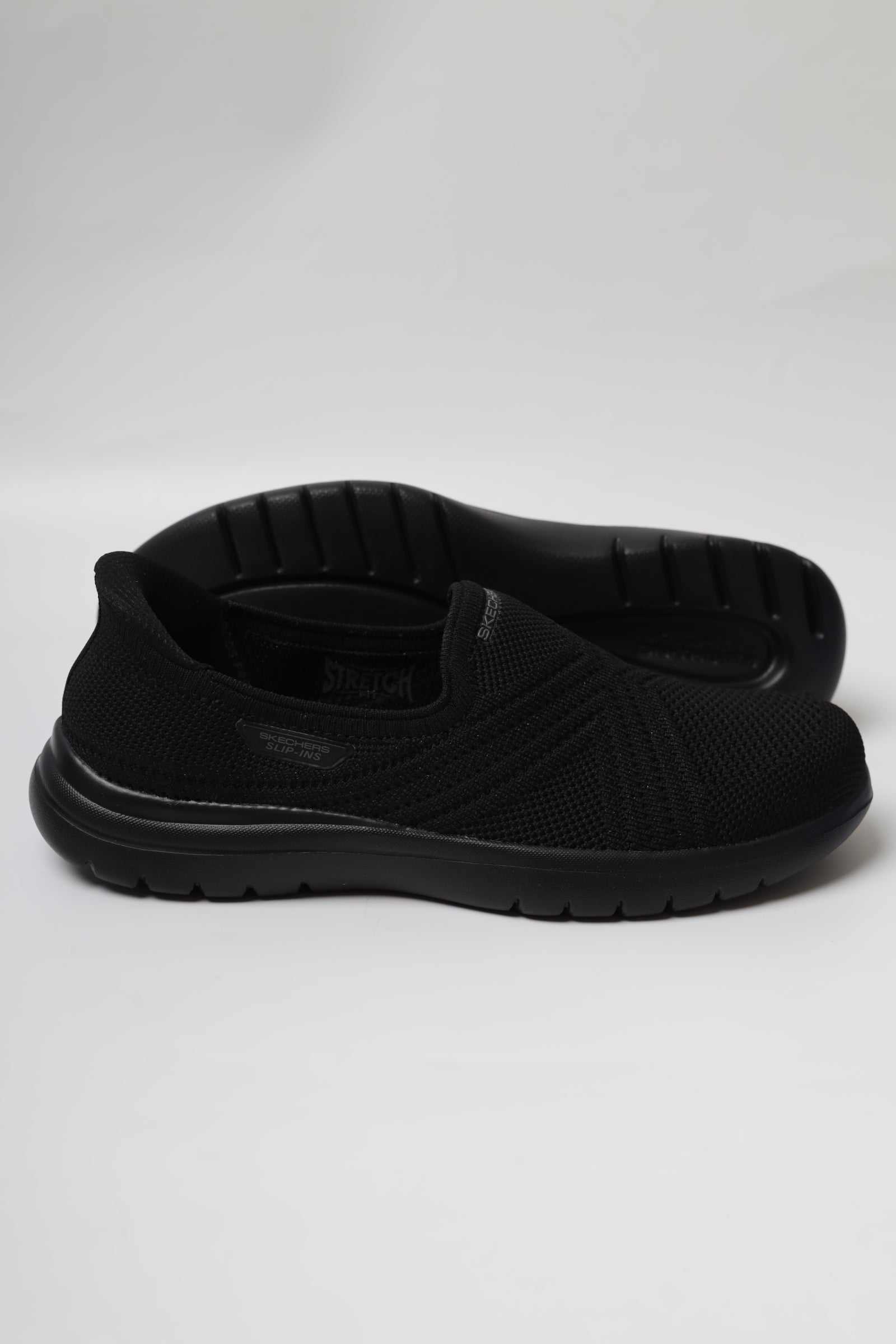 سكيتشرز نسائي أون ذا جو فليكس 138100