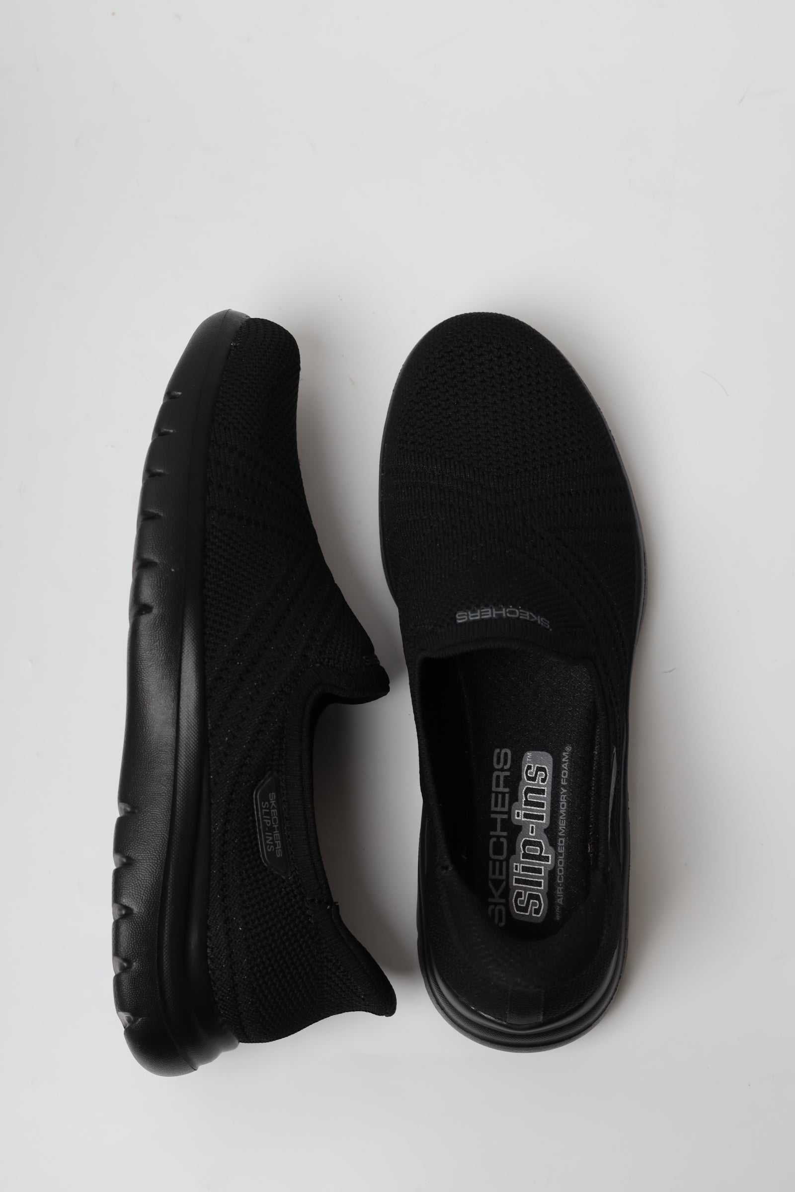 سكيتشرز نسائي أون ذا جو فليكس 138100