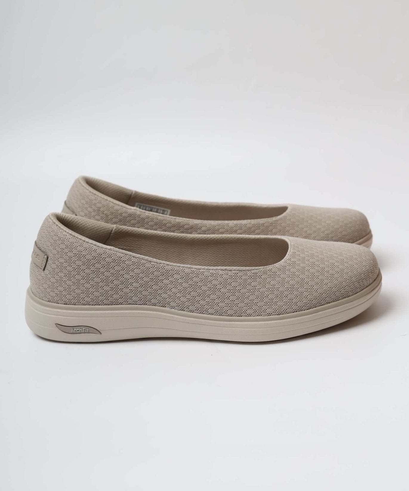 سكيتشرز رجالي آرتش فيت 138902